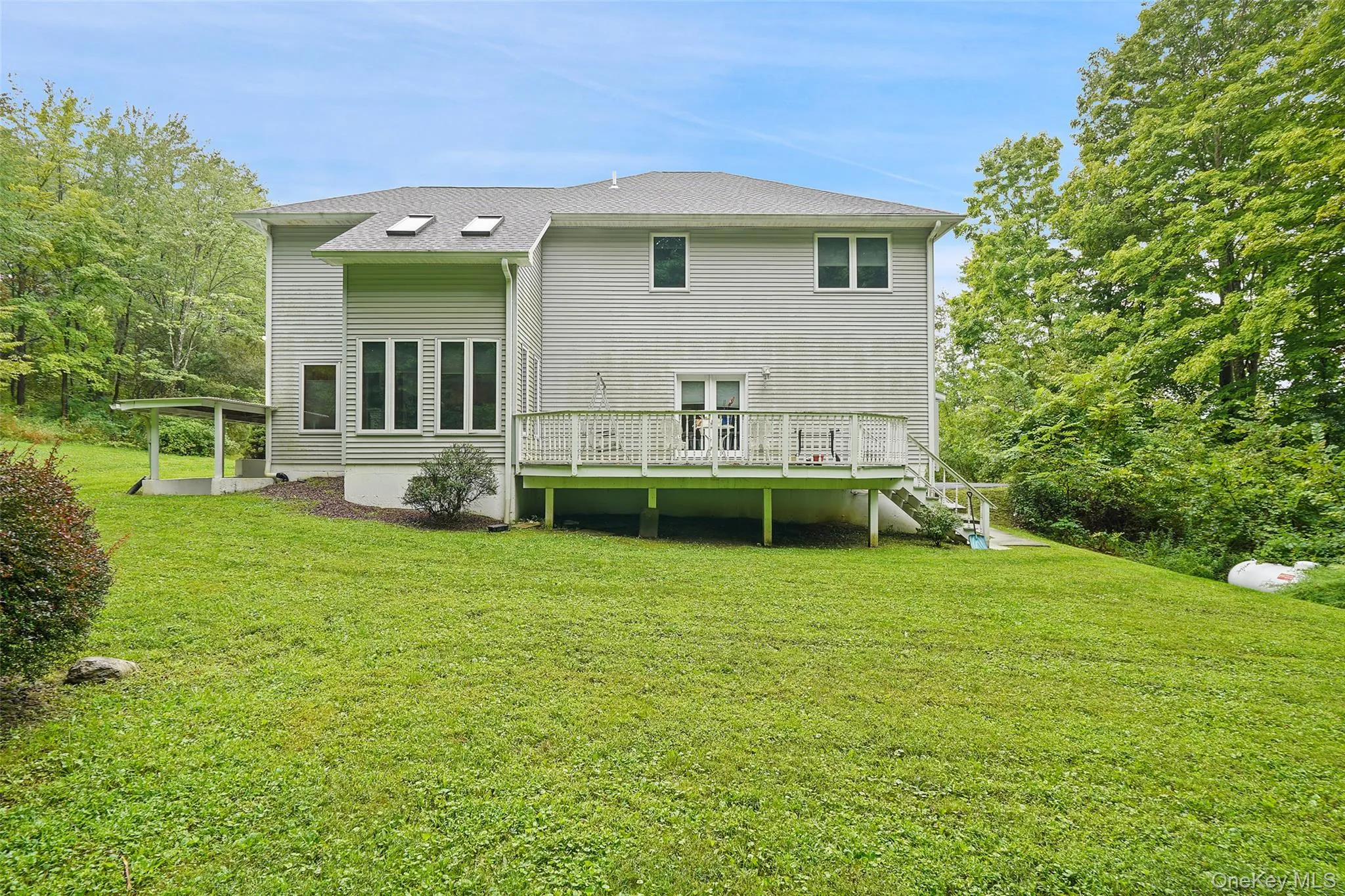 18 Bray Farm Lane, La Grange, NY, 4 Bedrooms Bedrooms, 13 Rooms Rooms,2 BathroomsBathrooms,Residential,For Rent,Bray Farm,0,1047464 18 Bray Farm Lane, La Grange, NY, 4 Bedrooms Bedrooms, 13 Rooms Rooms,2 BathroomsBathrooms,Residential,For Rent,Bray Farm,0,1047464
