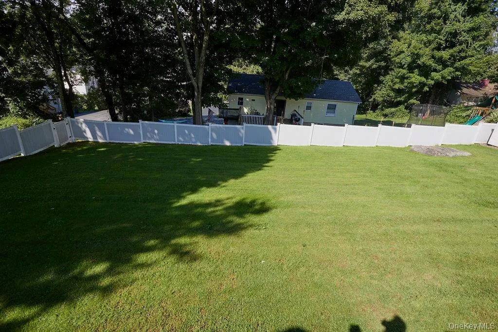 7 Pine Road, Southeast, NY, 3 Bedrooms Bedrooms, 9 Rooms Rooms,2 BathroomsBathrooms,Residential,For Rent,Pine,0,1047465 7 Pine Road, Southeast, NY, 3 Bedrooms Bedrooms, 9 Rooms Rooms,2 BathroomsBathrooms,Residential,For Rent,Pine,0,1047465