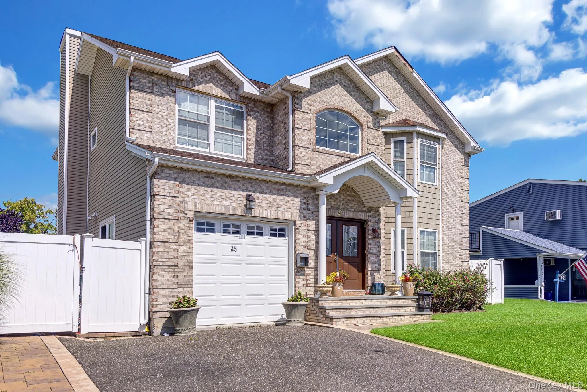 45 Meeting Lane, Oyster Bay, NY, 5 Bedrooms Bedrooms, 11 Rooms Rooms,4 BathroomsBathrooms,Residential,For Rent,Meeting,0,1047469 45 Meeting Lane, Oyster Bay, NY, 5 Bedrooms Bedrooms, 11 Rooms Rooms,4 BathroomsBathrooms,Residential,For Rent,Meeting,0,1047469