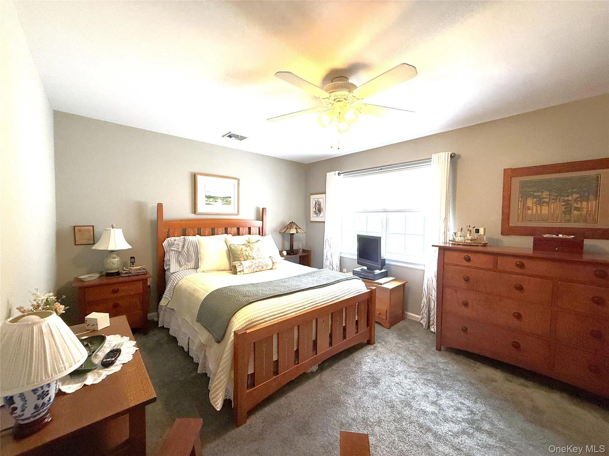 BEDROOM 2 BEDROOM 2