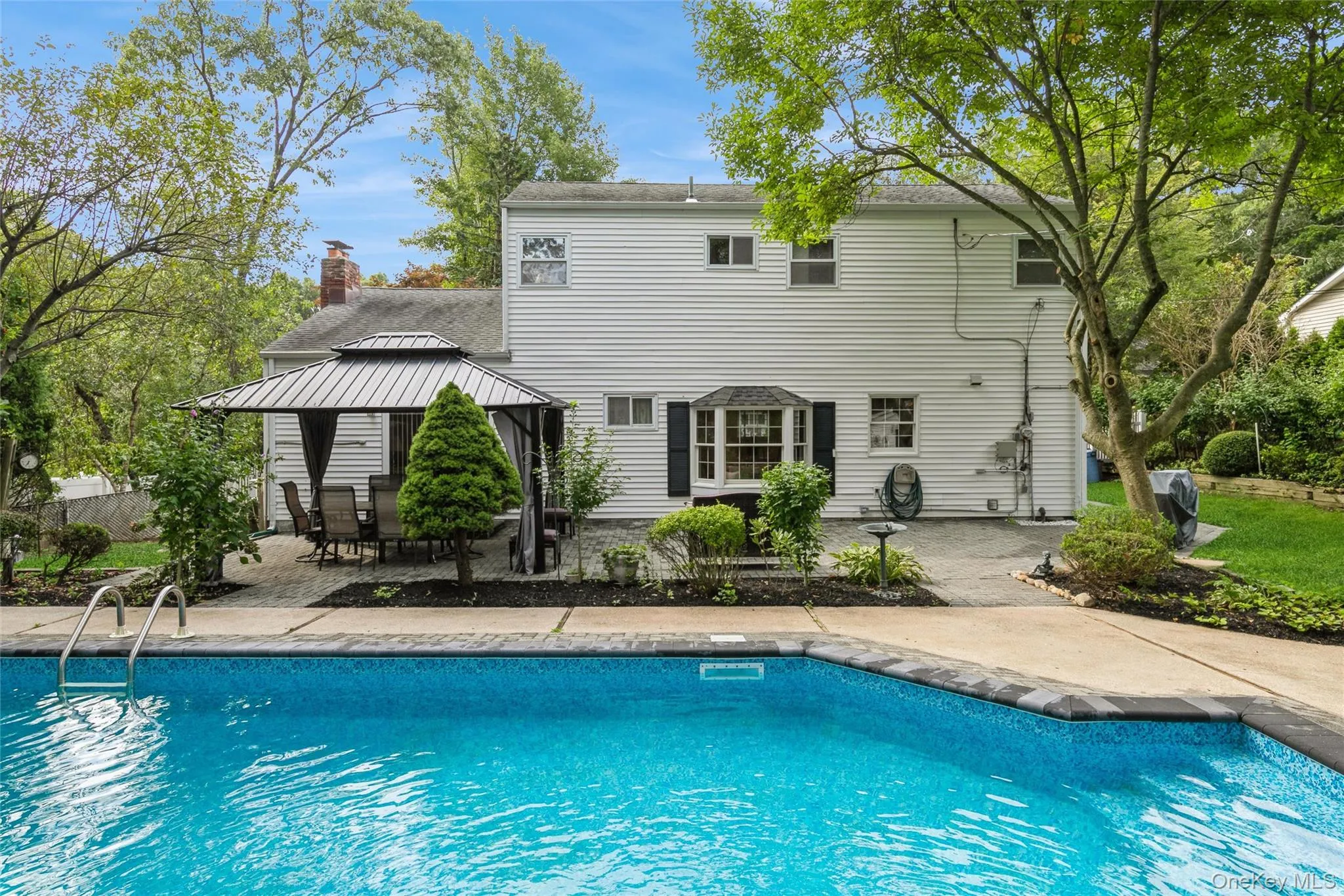 22 Sheryl Crescent, Smithtown, NY, 4 Bedrooms Bedrooms, 8 Rooms Rooms,2 BathroomsBathrooms,Residential,For Rent,Sheryl,0,1047477 22 Sheryl Crescent, Smithtown, NY, 4 Bedrooms Bedrooms, 8 Rooms Rooms,2 BathroomsBathrooms,Residential,For Rent,Sheryl,0,1047477