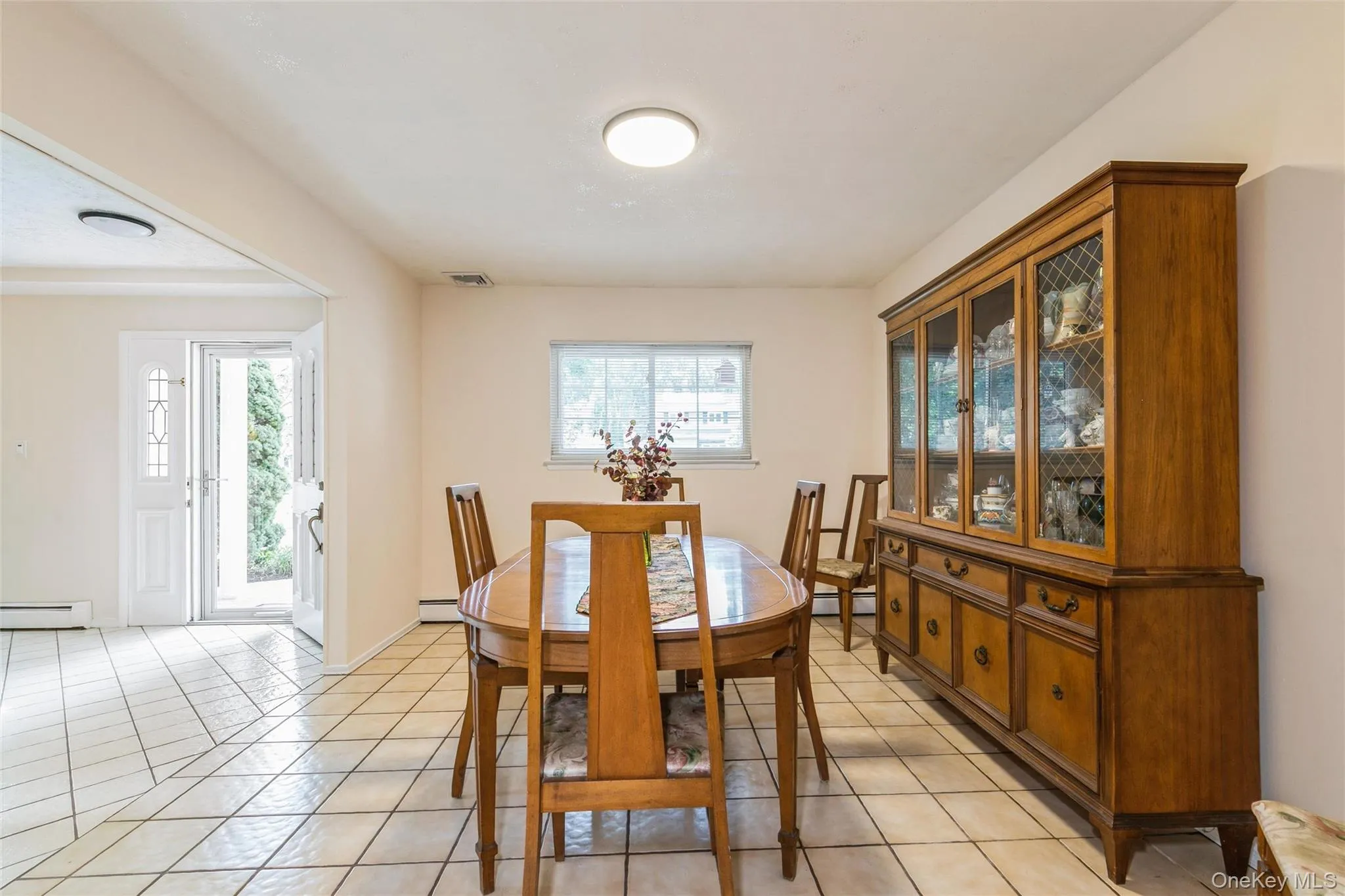 22 Sheryl Crescent, Smithtown, NY, 4 Bedrooms Bedrooms, 8 Rooms Rooms,2 BathroomsBathrooms,Residential,For Rent,Sheryl,0,1047477 22 Sheryl Crescent, Smithtown, NY, 4 Bedrooms Bedrooms, 8 Rooms Rooms,2 BathroomsBathrooms,Residential,For Rent,Sheryl,0,1047477