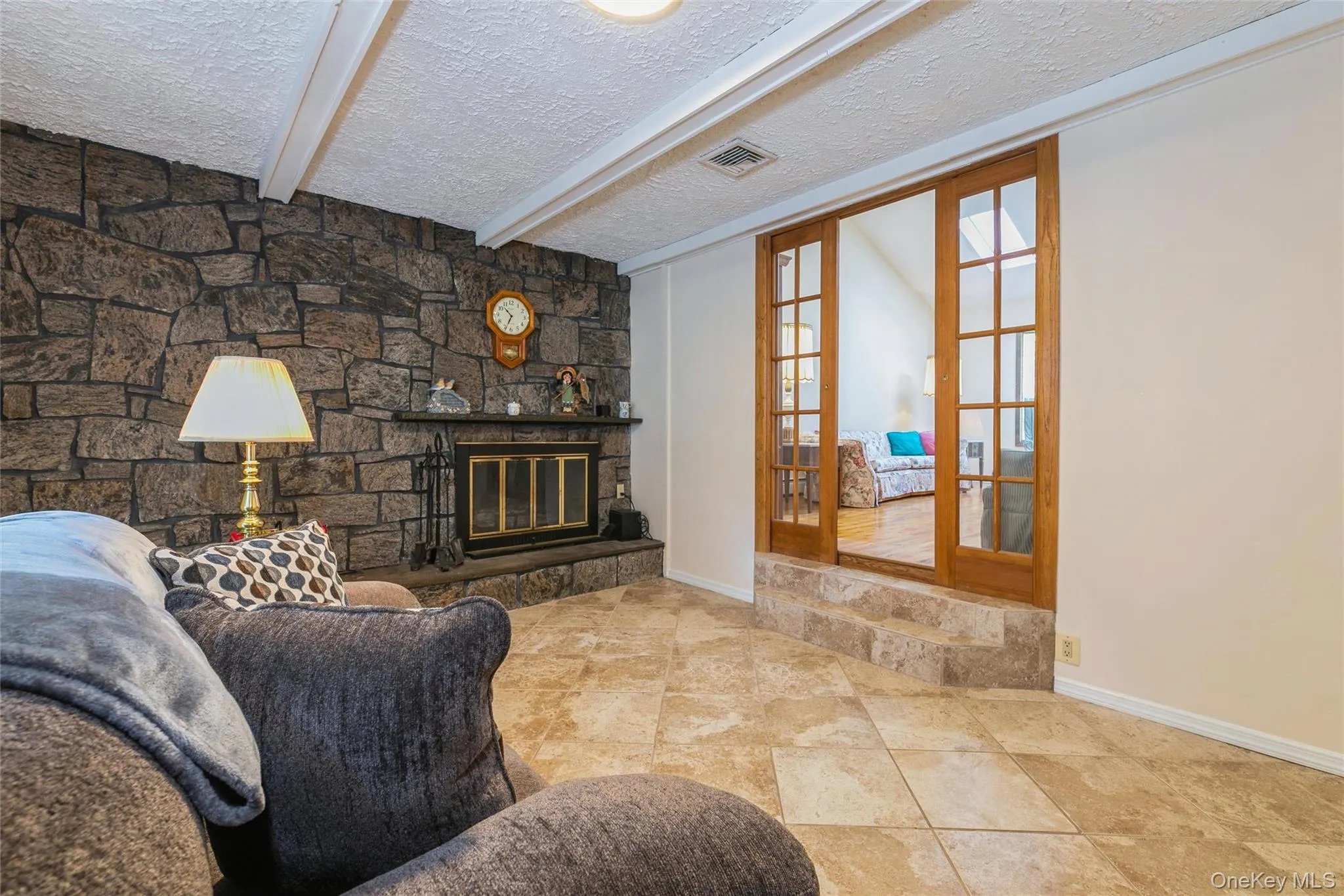 22 Sheryl Crescent, Smithtown, NY, 4 Bedrooms Bedrooms, 8 Rooms Rooms,2 BathroomsBathrooms,Residential,For Rent,Sheryl,0,1047477 22 Sheryl Crescent, Smithtown, NY, 4 Bedrooms Bedrooms, 8 Rooms Rooms,2 BathroomsBathrooms,Residential,For Rent,Sheryl,0,1047477