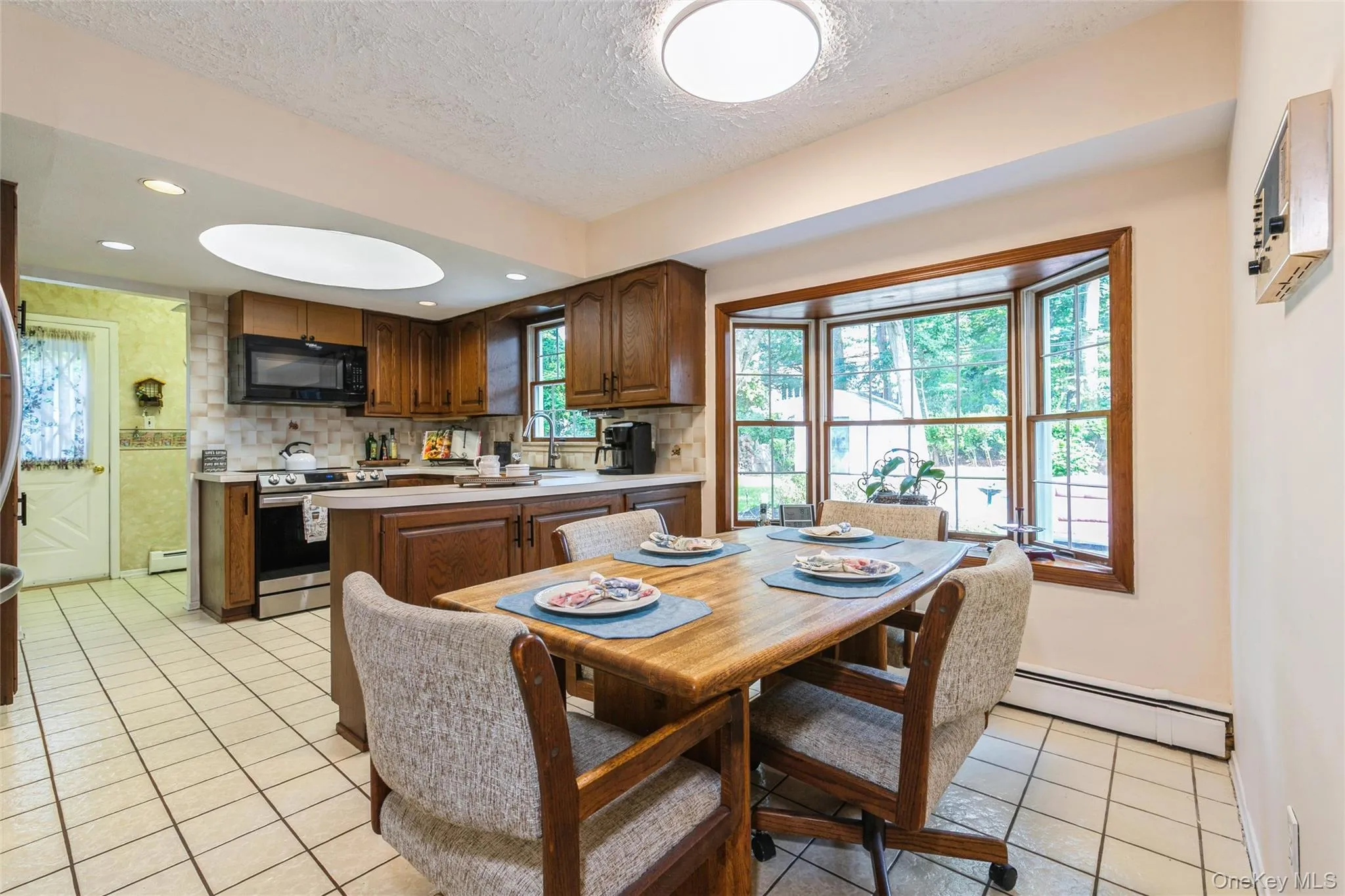 22 Sheryl Crescent, Smithtown, NY, 4 Bedrooms Bedrooms, 8 Rooms Rooms,2 BathroomsBathrooms,Residential,For Rent,Sheryl,0,1047477 22 Sheryl Crescent, Smithtown, NY, 4 Bedrooms Bedrooms, 8 Rooms Rooms,2 BathroomsBathrooms,Residential,For Rent,Sheryl,0,1047477