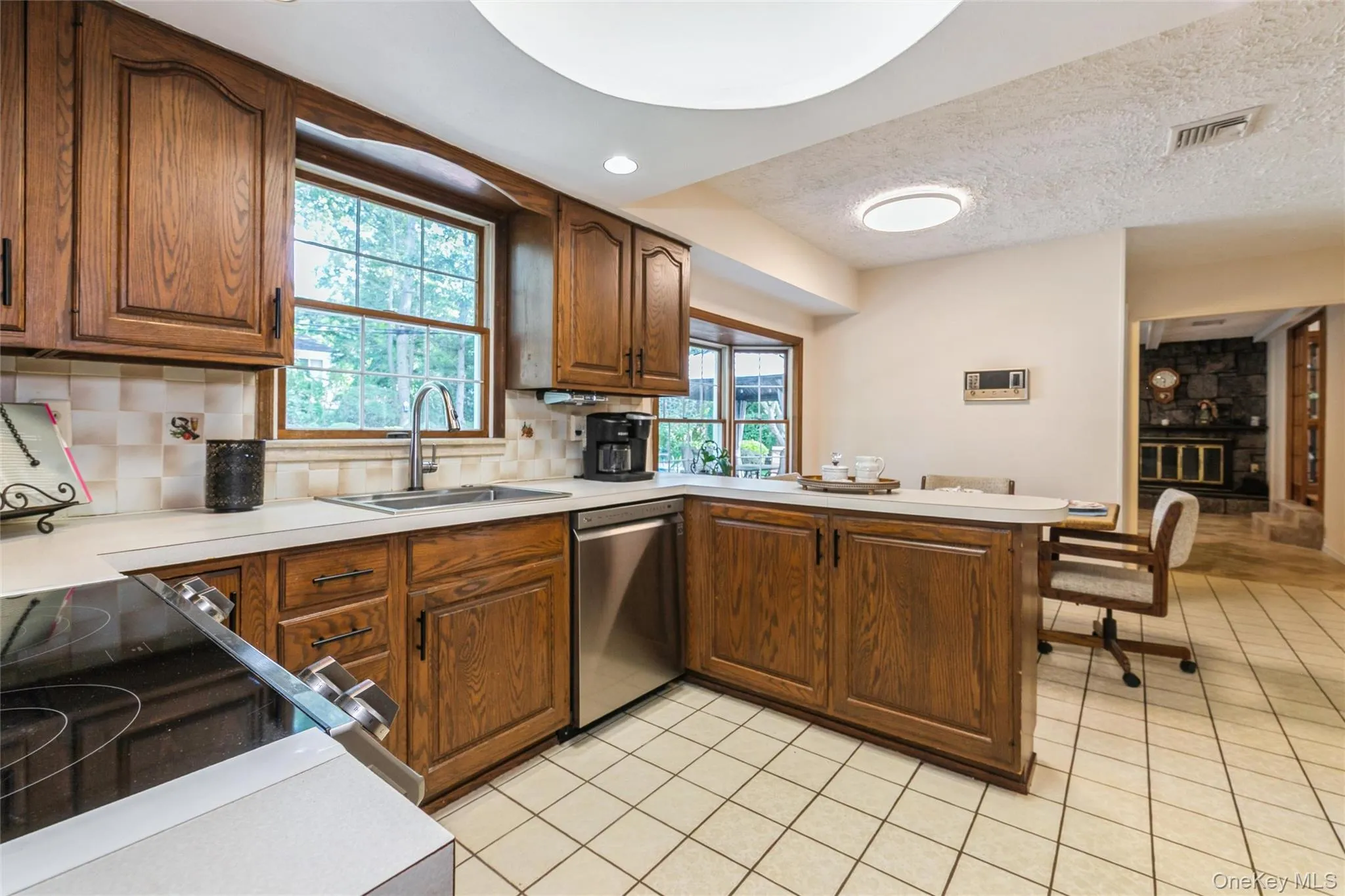 22 Sheryl Crescent, Smithtown, NY, 4 Bedrooms Bedrooms, 8 Rooms Rooms,2 BathroomsBathrooms,Residential,For Rent,Sheryl,0,1047477 22 Sheryl Crescent, Smithtown, NY, 4 Bedrooms Bedrooms, 8 Rooms Rooms,2 BathroomsBathrooms,Residential,For Rent,Sheryl,0,1047477