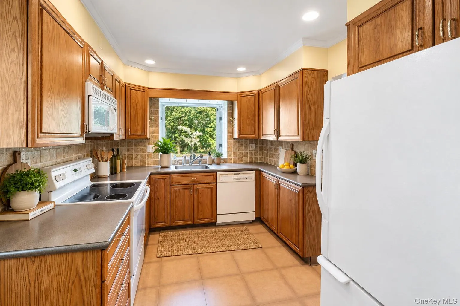 90 Palisade Avenue, Greenburgh, NY, 4 Bedrooms Bedrooms, 8 Rooms Rooms,2 BathroomsBathrooms,Residential,For Rent,Palisade,0,1047478 90 Palisade Avenue, Greenburgh, NY, 4 Bedrooms Bedrooms, 8 Rooms Rooms,2 BathroomsBathrooms,Residential,For Rent,Palisade,0,1047478