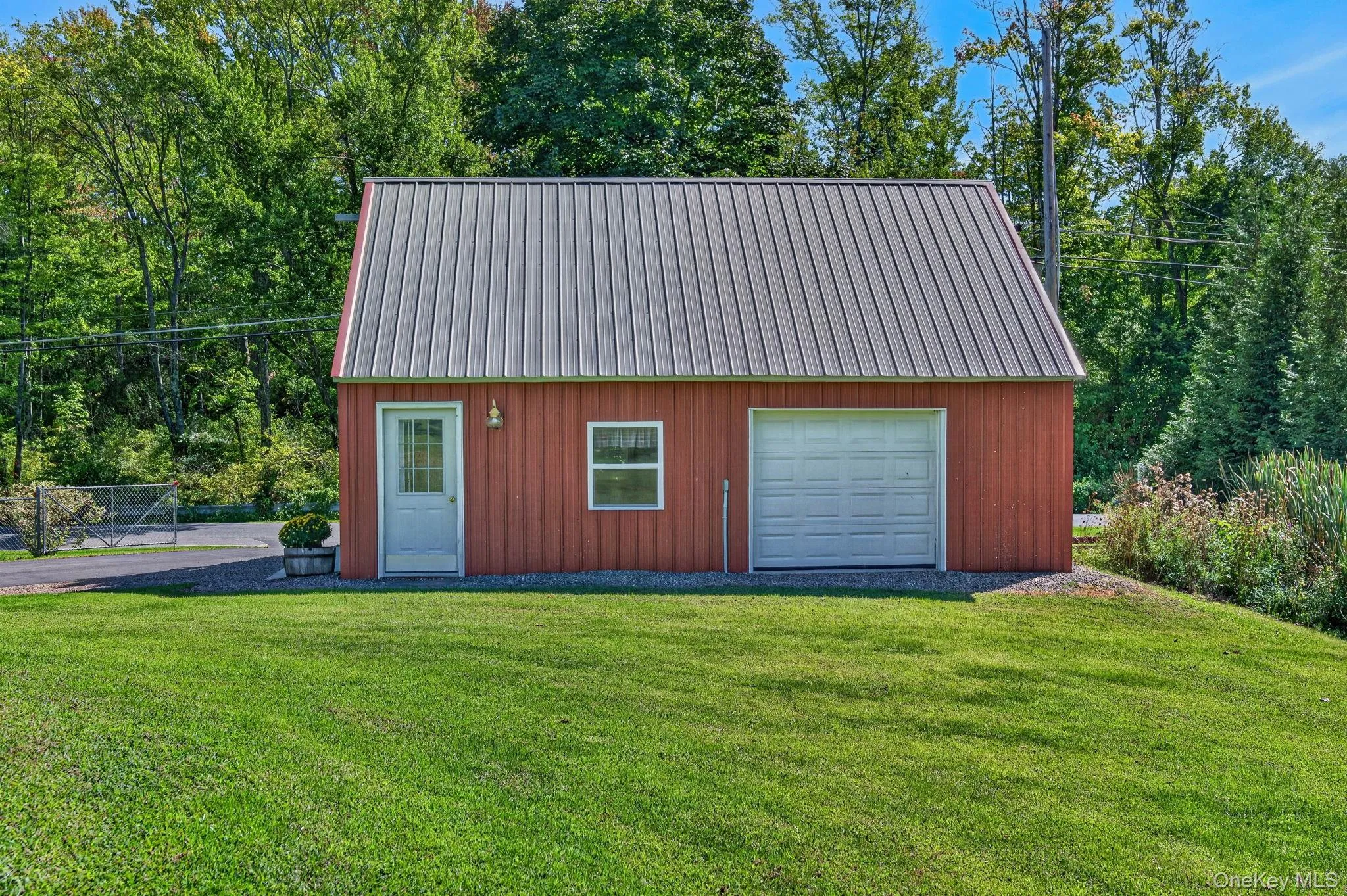 24' x 30' garage with loft and doors on 3 sides 24' x 30' garage with loft and doors on 3 sides