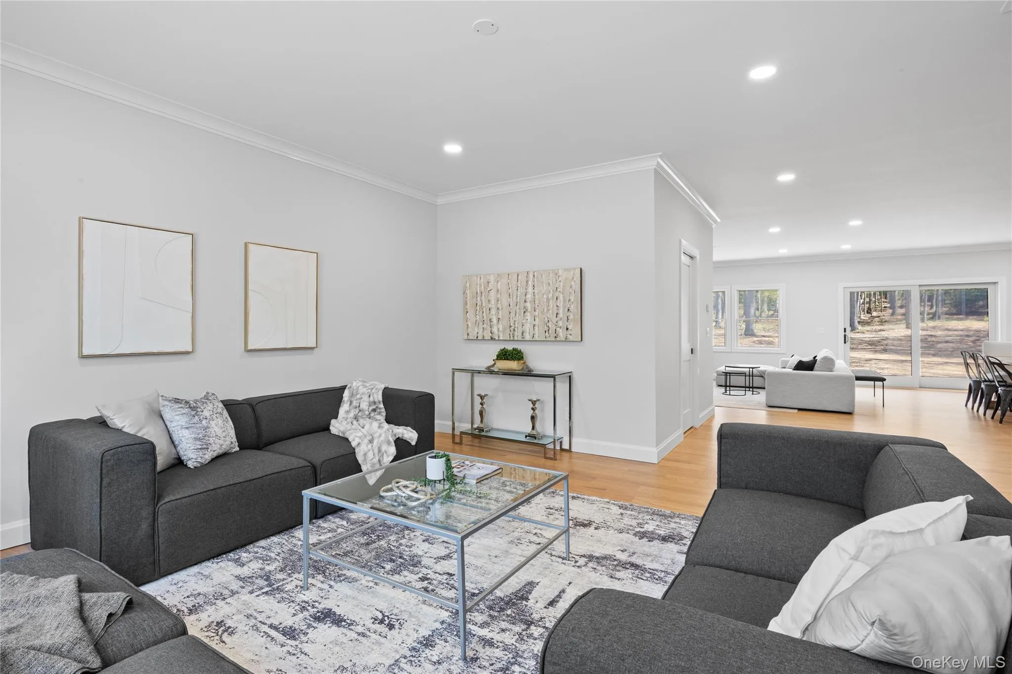 206 Beverly, Huntington, NY, 4 Bedrooms Bedrooms, 15 Rooms Rooms,4 BathroomsBathrooms,Residential,For Rent,Beverly,0,1047480 206 Beverly, Huntington, NY, 4 Bedrooms Bedrooms, 15 Rooms Rooms,4 BathroomsBathrooms,Residential,For Rent,Beverly,0,1047480