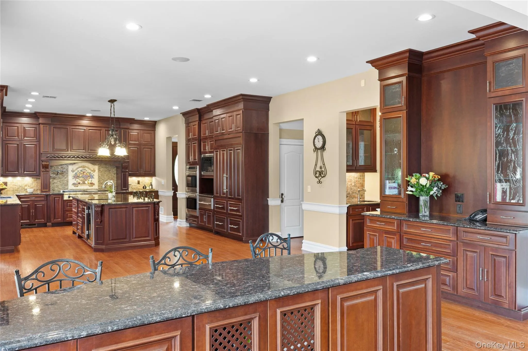 10 Meadow Glen Road, Smithtown, NY, 5 Bedrooms Bedrooms, 13 Rooms Rooms,5 BathroomsBathrooms,Residential,For Rent,Meadow Glen,0,1047481 10 Meadow Glen Road, Smithtown, NY, 5 Bedrooms Bedrooms, 13 Rooms Rooms,5 BathroomsBathrooms,Residential,For Rent,Meadow Glen,0,1047481