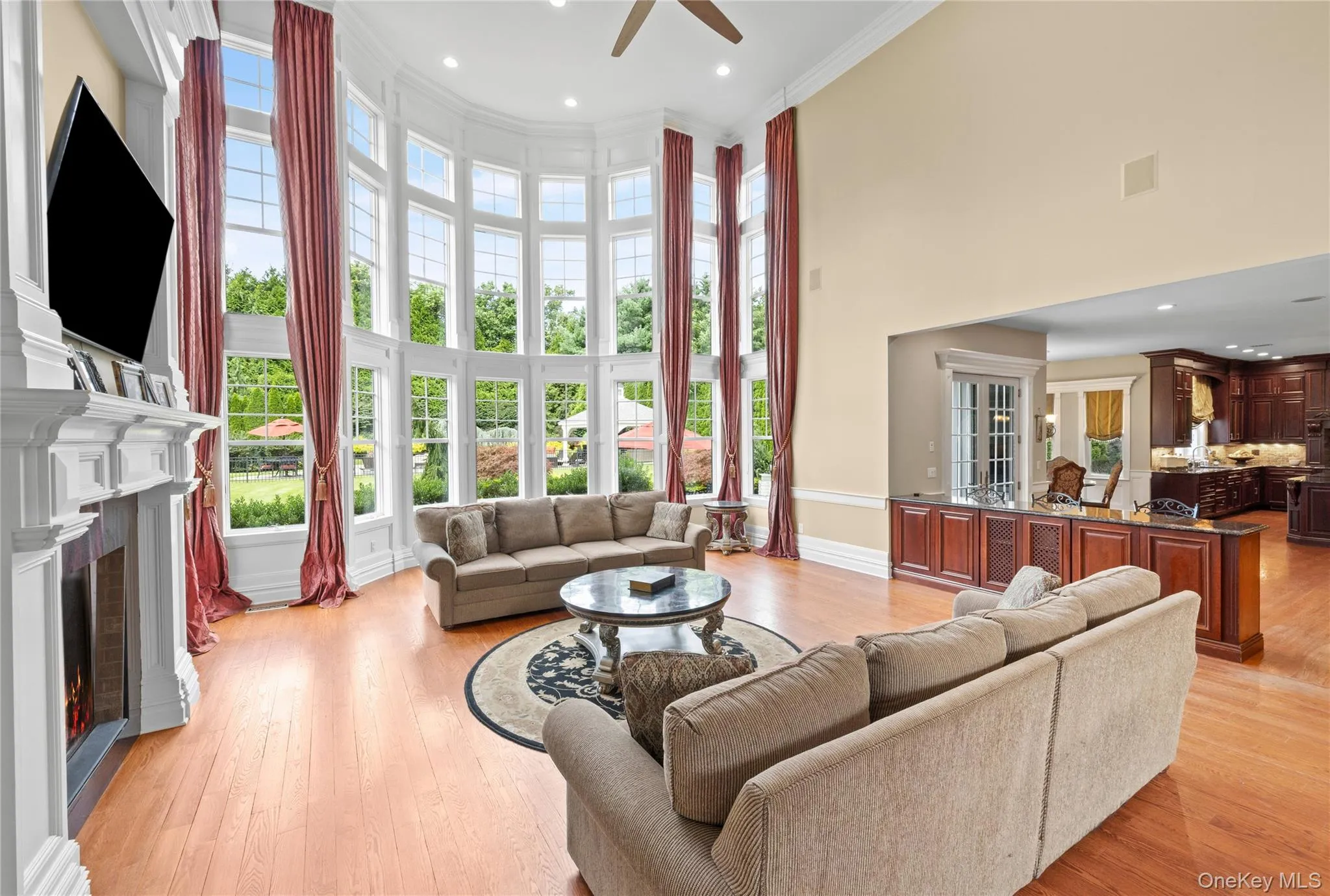 10 Meadow Glen Road, Smithtown, NY, 5 Bedrooms Bedrooms, 13 Rooms Rooms,5 BathroomsBathrooms,Residential,For Rent,Meadow Glen,0,1047481 10 Meadow Glen Road, Smithtown, NY, 5 Bedrooms Bedrooms, 13 Rooms Rooms,5 BathroomsBathrooms,Residential,For Rent,Meadow Glen,0,1047481