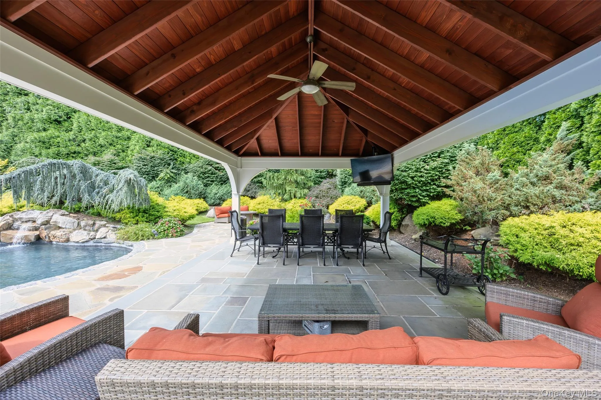 10 Meadow Glen Road, Smithtown, NY, 5 Bedrooms Bedrooms, 13 Rooms Rooms,5 BathroomsBathrooms,Residential,For Rent,Meadow Glen,0,1047481 10 Meadow Glen Road, Smithtown, NY, 5 Bedrooms Bedrooms, 13 Rooms Rooms,5 BathroomsBathrooms,Residential,For Rent,Meadow Glen,0,1047481