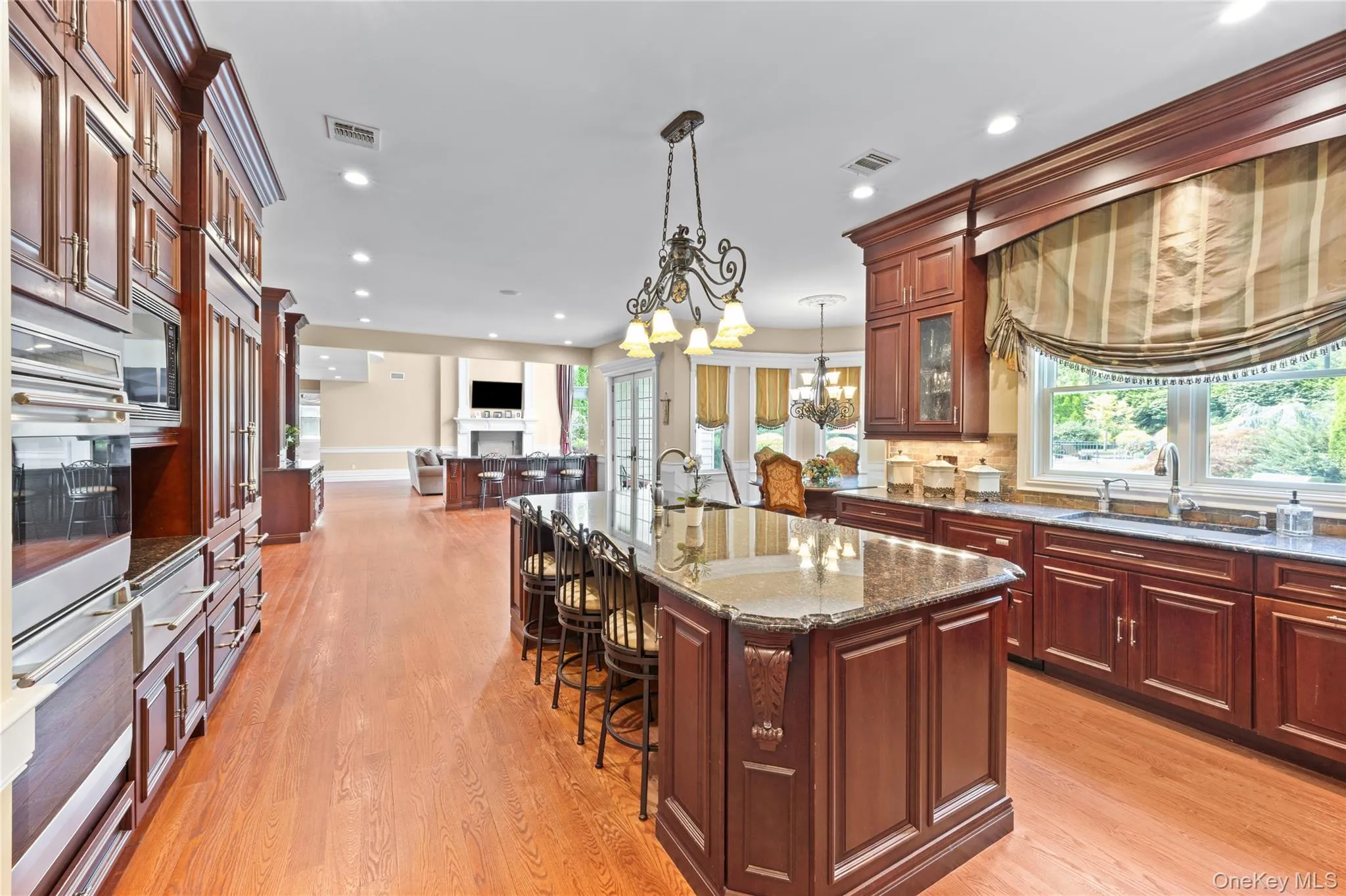 10 Meadow Glen Road, Smithtown, NY, 5 Bedrooms Bedrooms, 13 Rooms Rooms,5 BathroomsBathrooms,Residential,For Rent,Meadow Glen,0,1047481 10 Meadow Glen Road, Smithtown, NY, 5 Bedrooms Bedrooms, 13 Rooms Rooms,5 BathroomsBathrooms,Residential,For Rent,Meadow Glen,0,1047481