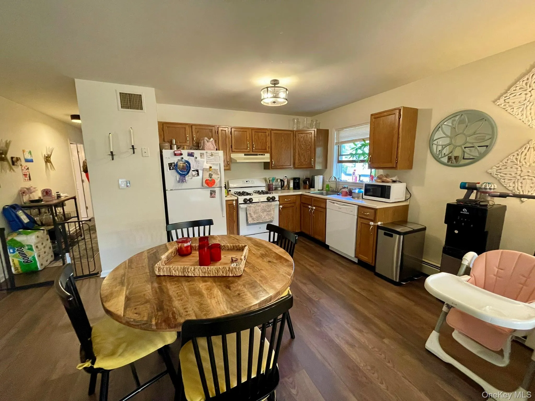 252 High Avenue, Orangetown, NY, 2 Bedrooms Bedrooms, 5 Rooms Rooms,1 BathroomBathrooms,Residential Lease,For Rent,High,0,1047483 252 High Avenue, Orangetown, NY, 2 Bedrooms Bedrooms, 5 Rooms Rooms,1 BathroomBathrooms,Residential Lease,For Rent,High,0,1047483