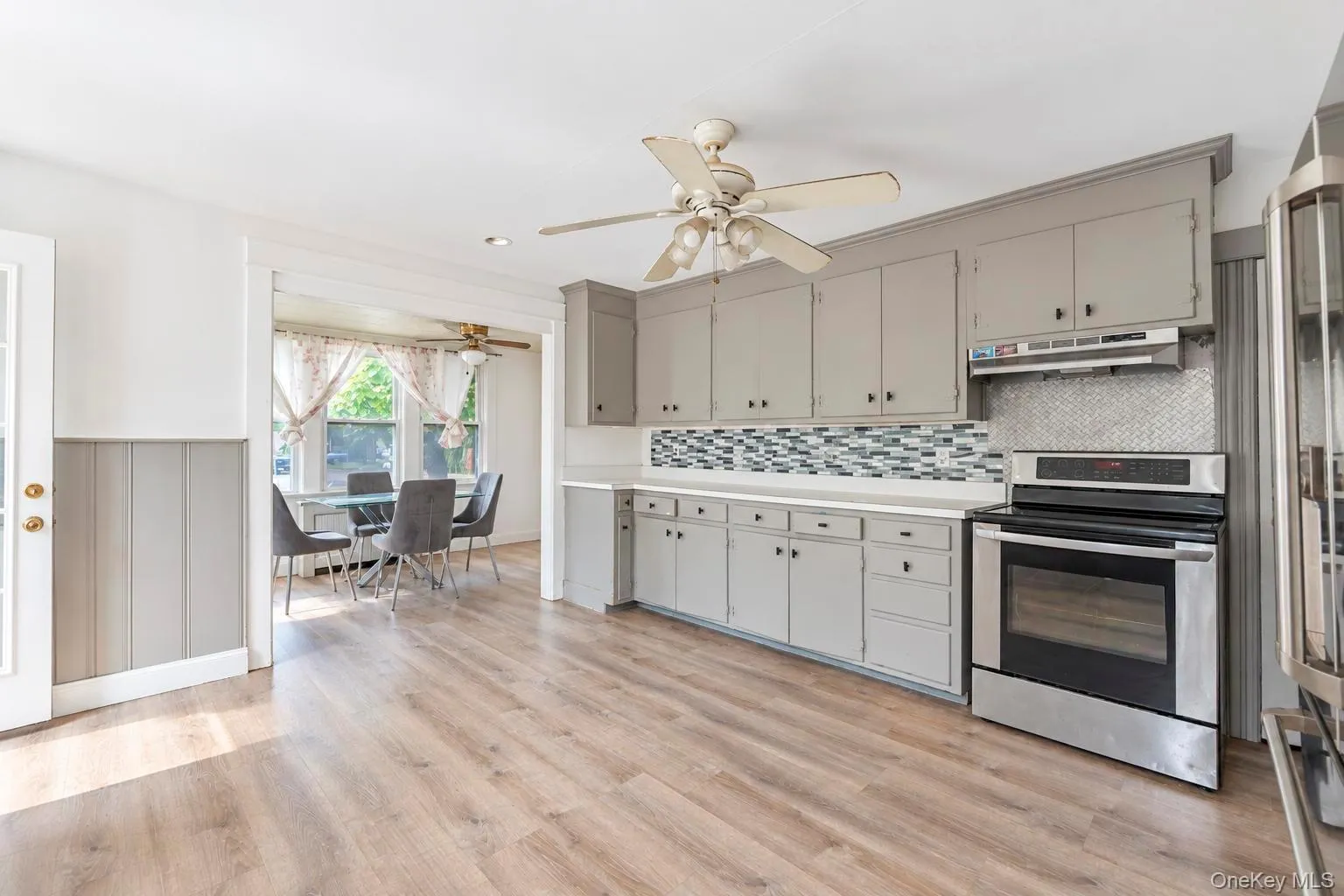 116 Saint Johns Street, Islip, NY, 4 Bedrooms Bedrooms, 11 Rooms Rooms,2 BathroomsBathrooms,Residential,For Rent,Saint Johns,0,1047484 116 Saint Johns Street, Islip, NY, 4 Bedrooms Bedrooms, 11 Rooms Rooms,2 BathroomsBathrooms,Residential,For Rent,Saint Johns,0,1047484