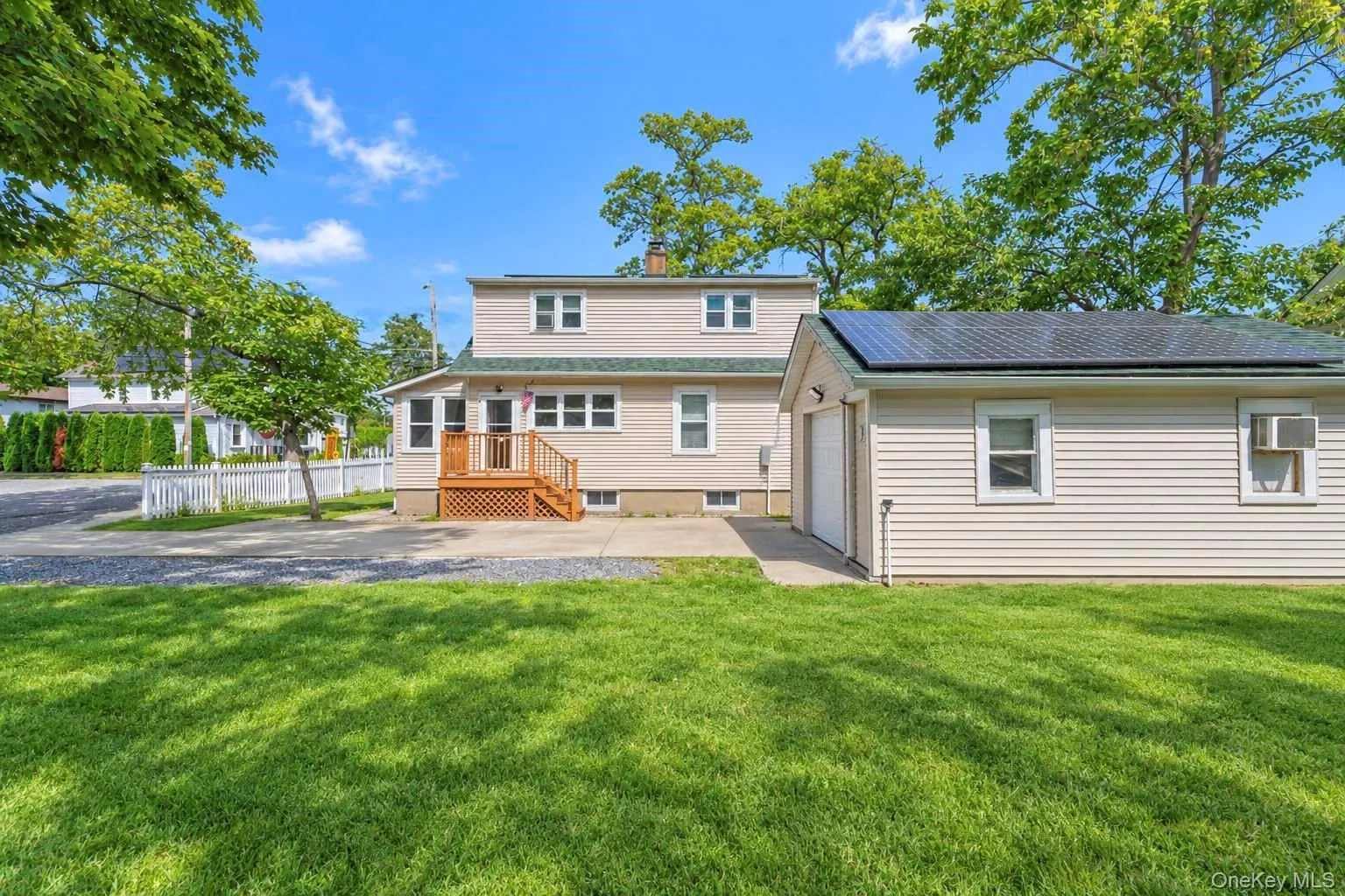 116 Saint Johns Street, Islip, NY, 4 Bedrooms Bedrooms, 11 Rooms Rooms,2 BathroomsBathrooms,Residential,For Rent,Saint Johns,0,1047484 116 Saint Johns Street, Islip, NY, 4 Bedrooms Bedrooms, 11 Rooms Rooms,2 BathroomsBathrooms,Residential,For Rent,Saint Johns,0,1047484