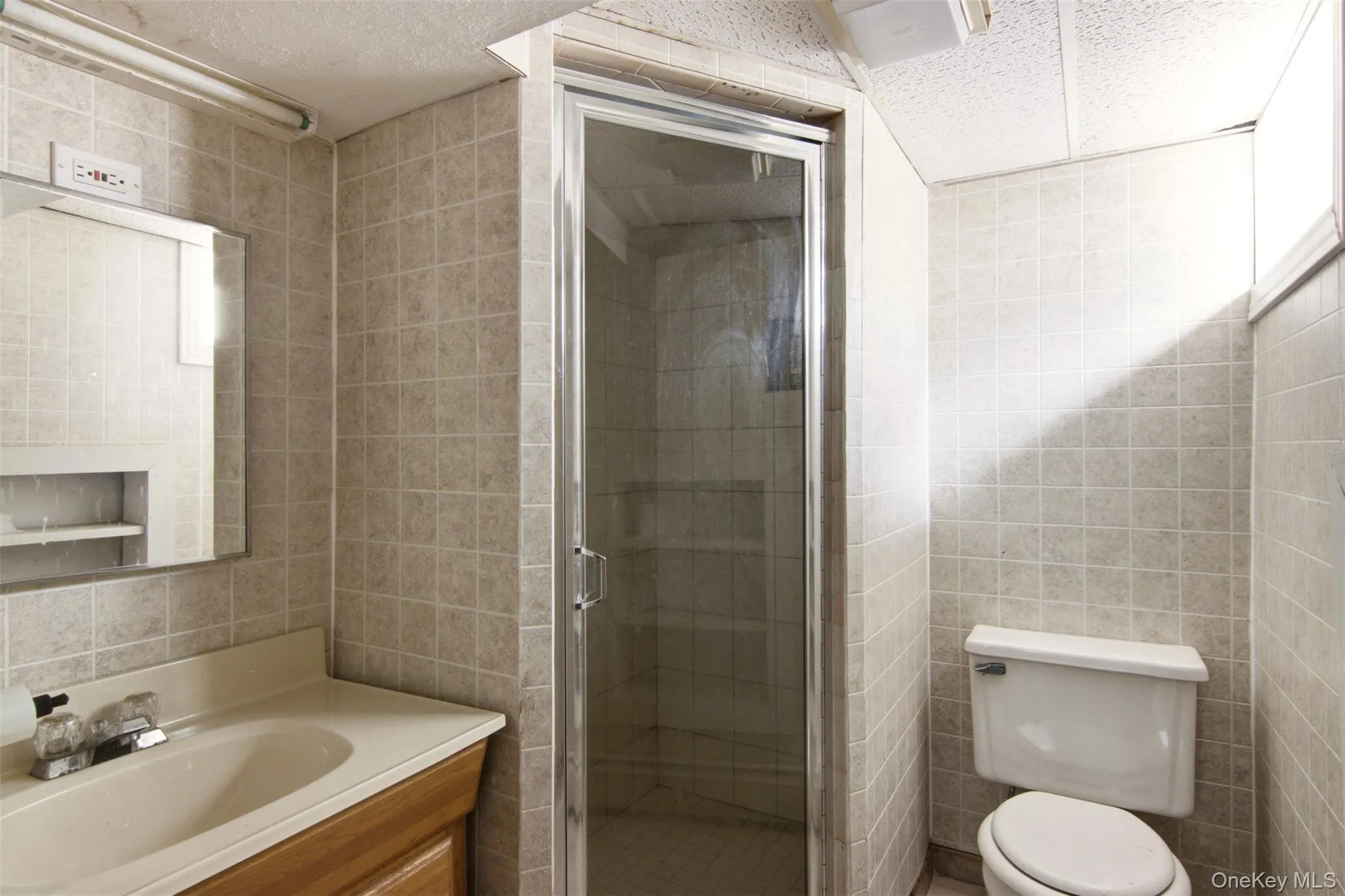 8 Glen Way, Brookhaven, NY, 4 Bedrooms Bedrooms, 11 Rooms Rooms,3 BathroomsBathrooms,Residential,For Rent,Glen,0,1047485 8 Glen Way, Brookhaven, NY, 4 Bedrooms Bedrooms, 11 Rooms Rooms,3 BathroomsBathrooms,Residential,For Rent,Glen,0,1047485
