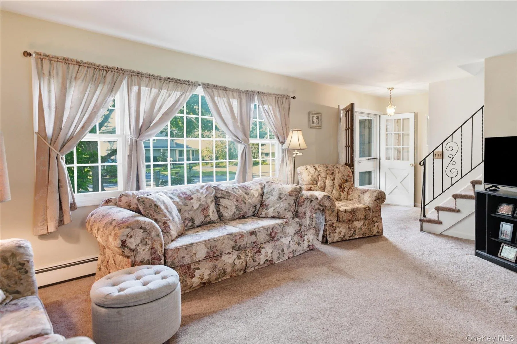 9 Mill Pond Lane, Brookhaven, NY, 3 Bedrooms Bedrooms, 7 Rooms Rooms,1 BathroomBathrooms,Residential,For Rent,Mill Pond,0,1047492 9 Mill Pond Lane, Brookhaven, NY, 3 Bedrooms Bedrooms, 7 Rooms Rooms,1 BathroomBathrooms,Residential,For Rent,Mill Pond,0,1047492