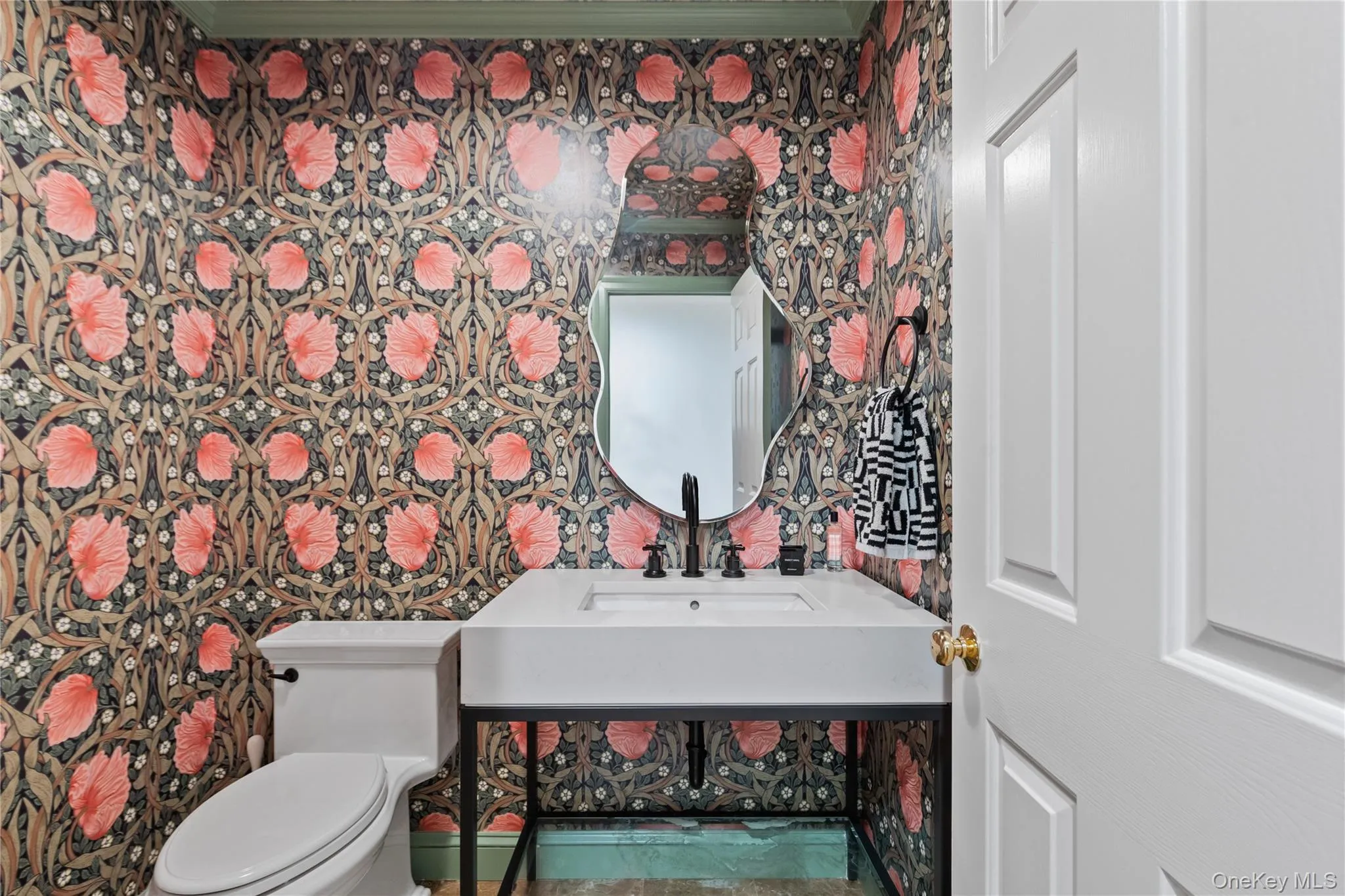6 Round House Court, North Castle, NY, 5 Bedrooms Bedrooms, 14 Rooms Rooms,5 BathroomsBathrooms,Residential,For Rent,Round House,0,1047494 6 Round House Court, North Castle, NY, 5 Bedrooms Bedrooms, 14 Rooms Rooms,5 BathroomsBathrooms,Residential,For Rent,Round House,0,1047494