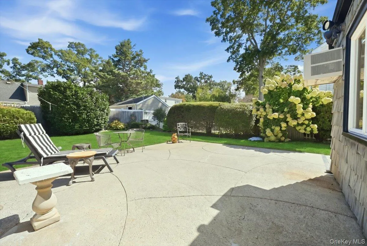 65 Riverside Avenue, Oyster Bay, NY, 4 Bedrooms Bedrooms, 7 Rooms Rooms,1 BathroomBathrooms,Residential,For Rent,Riverside,0,1047495 65 Riverside Avenue, Oyster Bay, NY, 4 Bedrooms Bedrooms, 7 Rooms Rooms,1 BathroomBathrooms,Residential,For Rent,Riverside,0,1047495