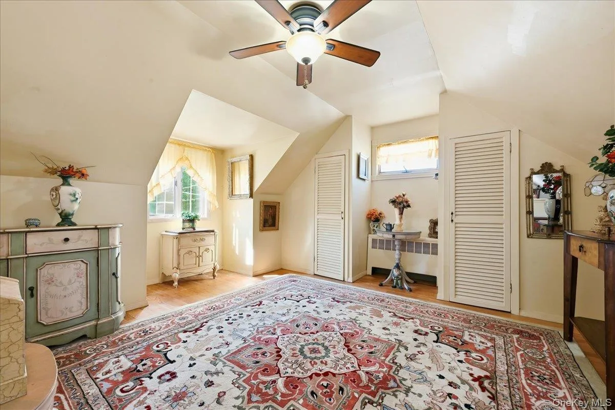 65 Riverside Avenue, Oyster Bay, NY, 4 Bedrooms Bedrooms, 7 Rooms Rooms,1 BathroomBathrooms,Residential,For Rent,Riverside,0,1047495 65 Riverside Avenue, Oyster Bay, NY, 4 Bedrooms Bedrooms, 7 Rooms Rooms,1 BathroomBathrooms,Residential,For Rent,Riverside,0,1047495