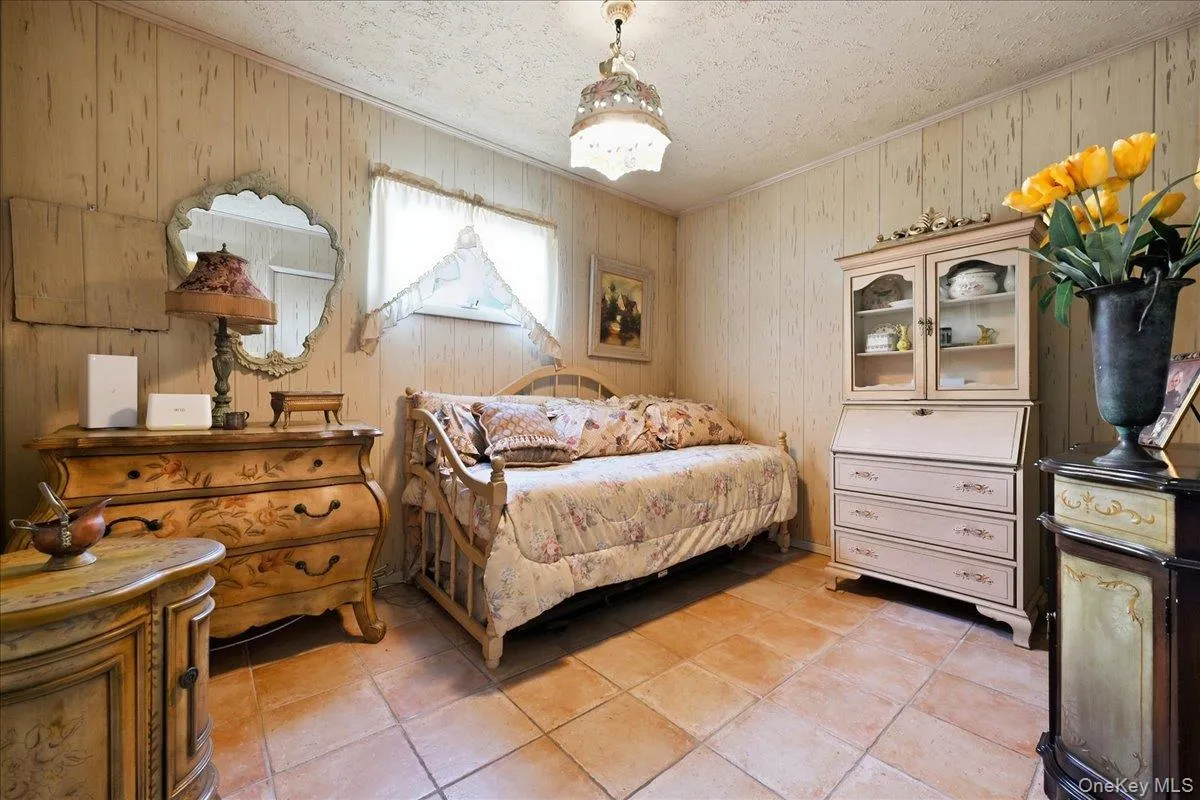 65 Riverside Avenue, Oyster Bay, NY, 4 Bedrooms Bedrooms, 7 Rooms Rooms,1 BathroomBathrooms,Residential,For Rent,Riverside,0,1047495 65 Riverside Avenue, Oyster Bay, NY, 4 Bedrooms Bedrooms, 7 Rooms Rooms,1 BathroomBathrooms,Residential,For Rent,Riverside,0,1047495