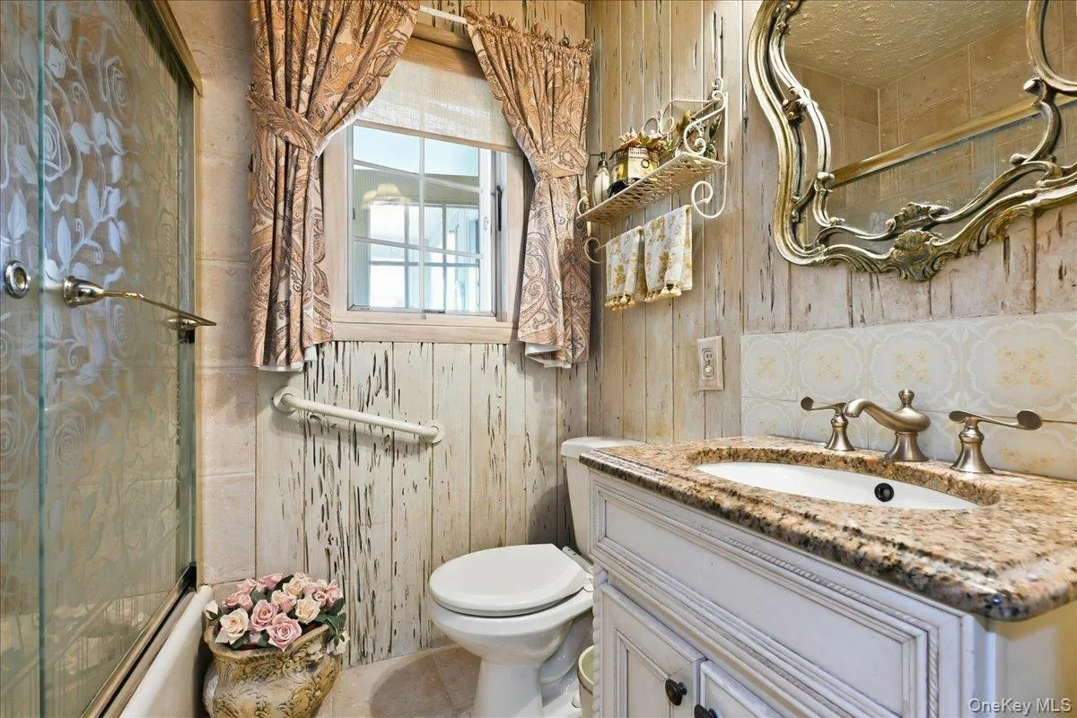 65 Riverside Avenue, Oyster Bay, NY, 4 Bedrooms Bedrooms, 7 Rooms Rooms,1 BathroomBathrooms,Residential,For Rent,Riverside,0,1047495 65 Riverside Avenue, Oyster Bay, NY, 4 Bedrooms Bedrooms, 7 Rooms Rooms,1 BathroomBathrooms,Residential,For Rent,Riverside,0,1047495