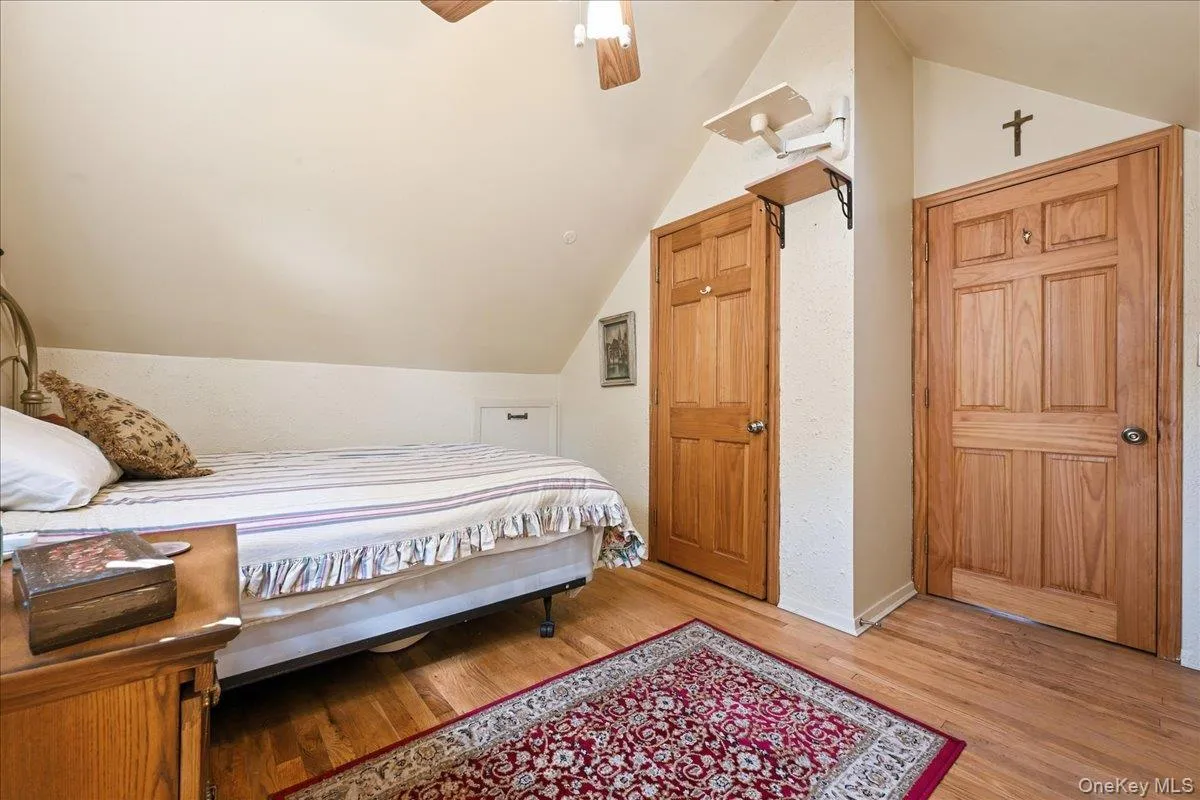 65 Riverside Avenue, Oyster Bay, NY, 4 Bedrooms Bedrooms, 7 Rooms Rooms,1 BathroomBathrooms,Residential,For Rent,Riverside,0,1047495 65 Riverside Avenue, Oyster Bay, NY, 4 Bedrooms Bedrooms, 7 Rooms Rooms,1 BathroomBathrooms,Residential,For Rent,Riverside,0,1047495