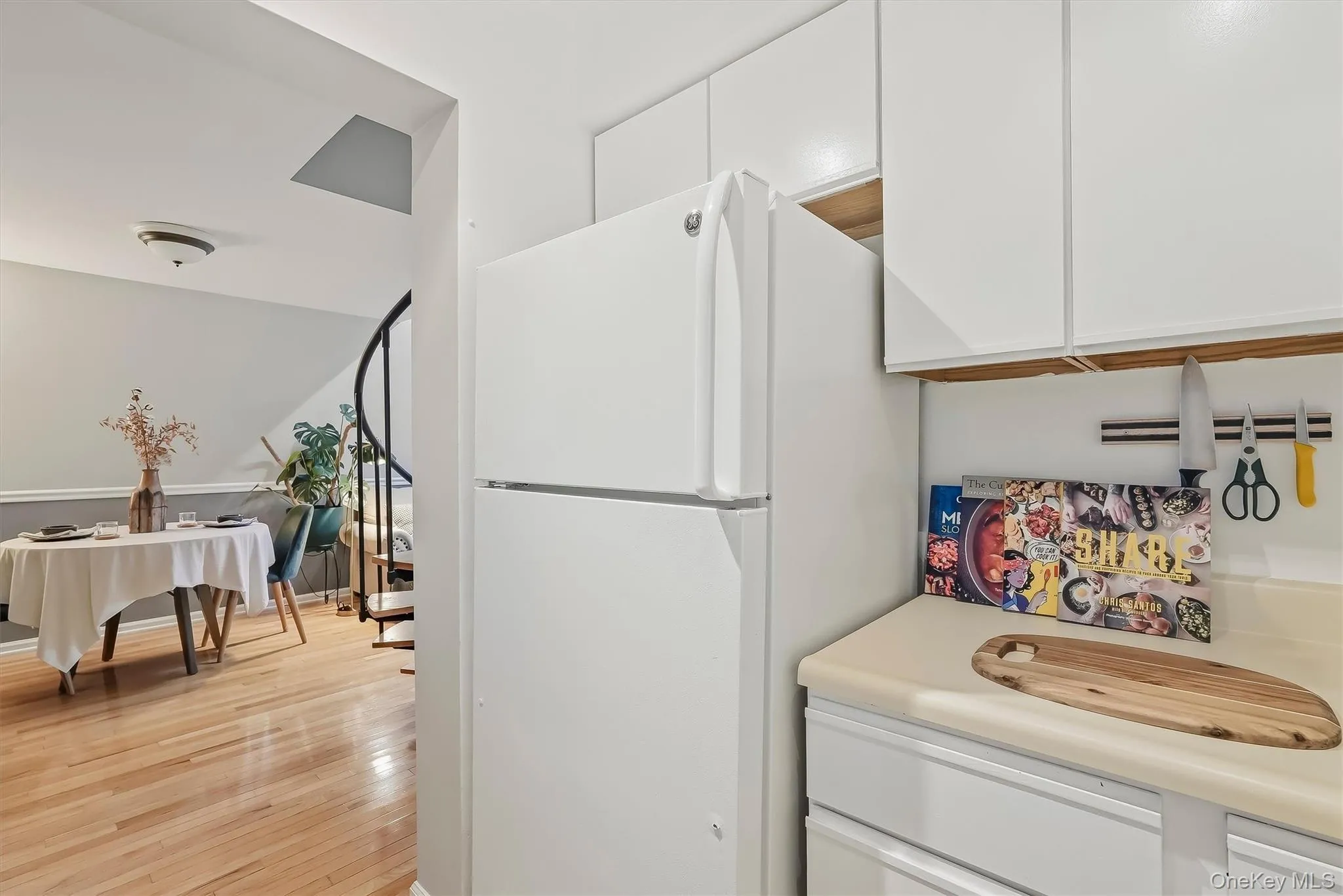Kitchen connects seamlessly to the dining and living areas for easy everyday living. Kitchen connects seamlessly to the dining and living areas for easy everyday living.
