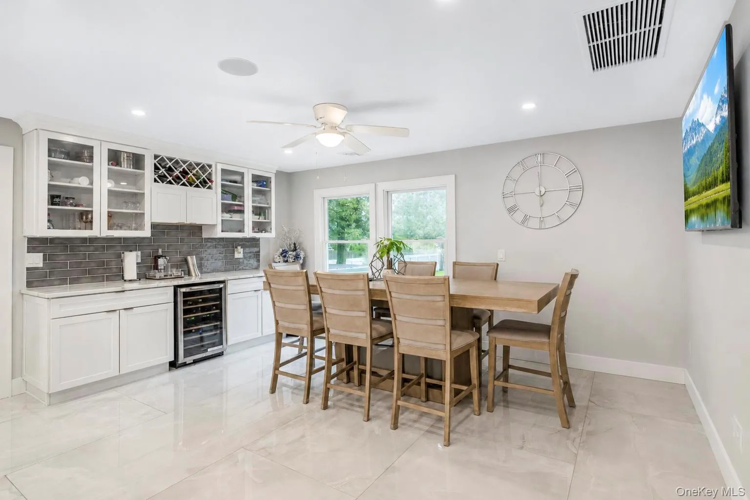 15 Dillon Drive, Huntington, NY, 4 Bedrooms Bedrooms, 8 Rooms Rooms,4 BathroomsBathrooms,Residential,For Rent,Dillon,0,1047498 15 Dillon Drive, Huntington, NY, 4 Bedrooms Bedrooms, 8 Rooms Rooms,4 BathroomsBathrooms,Residential,For Rent,Dillon,0,1047498