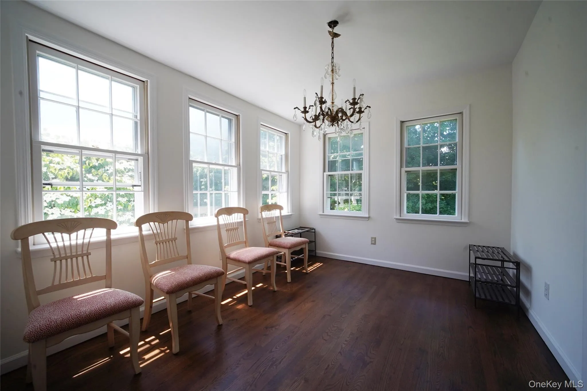 416 Ridgeway, White Plains, NY, 2 Bedrooms Bedrooms, 6 Rooms Rooms,2 BathroomsBathrooms,Residential Lease,For Rent,Ridgeway,0,1047500 416 Ridgeway, White Plains, NY, 2 Bedrooms Bedrooms, 6 Rooms Rooms,2 BathroomsBathrooms,Residential Lease,For Rent,Ridgeway,0,1047500