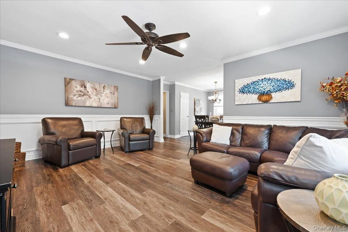 25502 61st Avenue, New York, NY, 2 Bedrooms Bedrooms, 5 Rooms Rooms,1 BathroomBathrooms,Residential,For Rent,61st,0,1047501 25502 61st Avenue, New York, NY, 2 Bedrooms Bedrooms, 5 Rooms Rooms,1 BathroomBathrooms,Residential,For Rent,61st,0,1047501