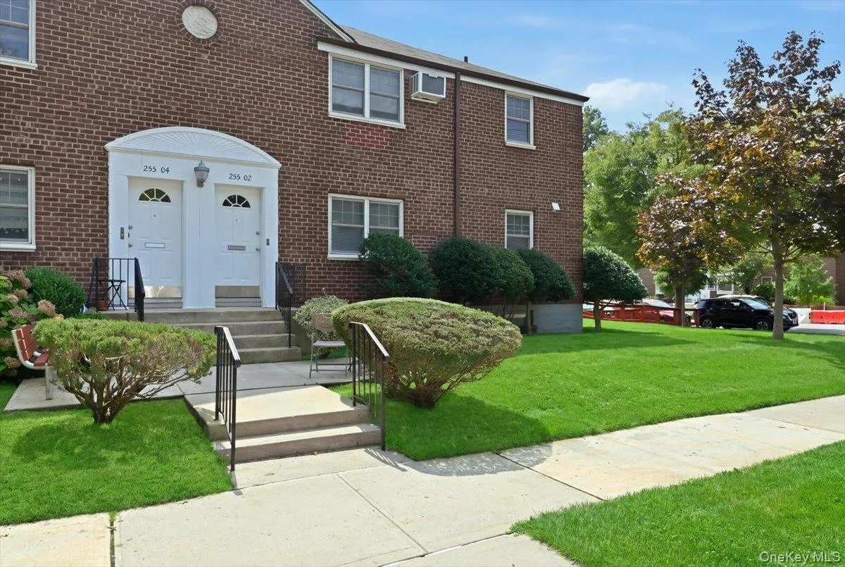 25502 61st Avenue, New York, NY, 2 Bedrooms Bedrooms, 5 Rooms Rooms,1 BathroomBathrooms,Residential,For Rent,61st,0,1047501 25502 61st Avenue, New York, NY, 2 Bedrooms Bedrooms, 5 Rooms Rooms,1 BathroomBathrooms,Residential,For Rent,61st,0,1047501
