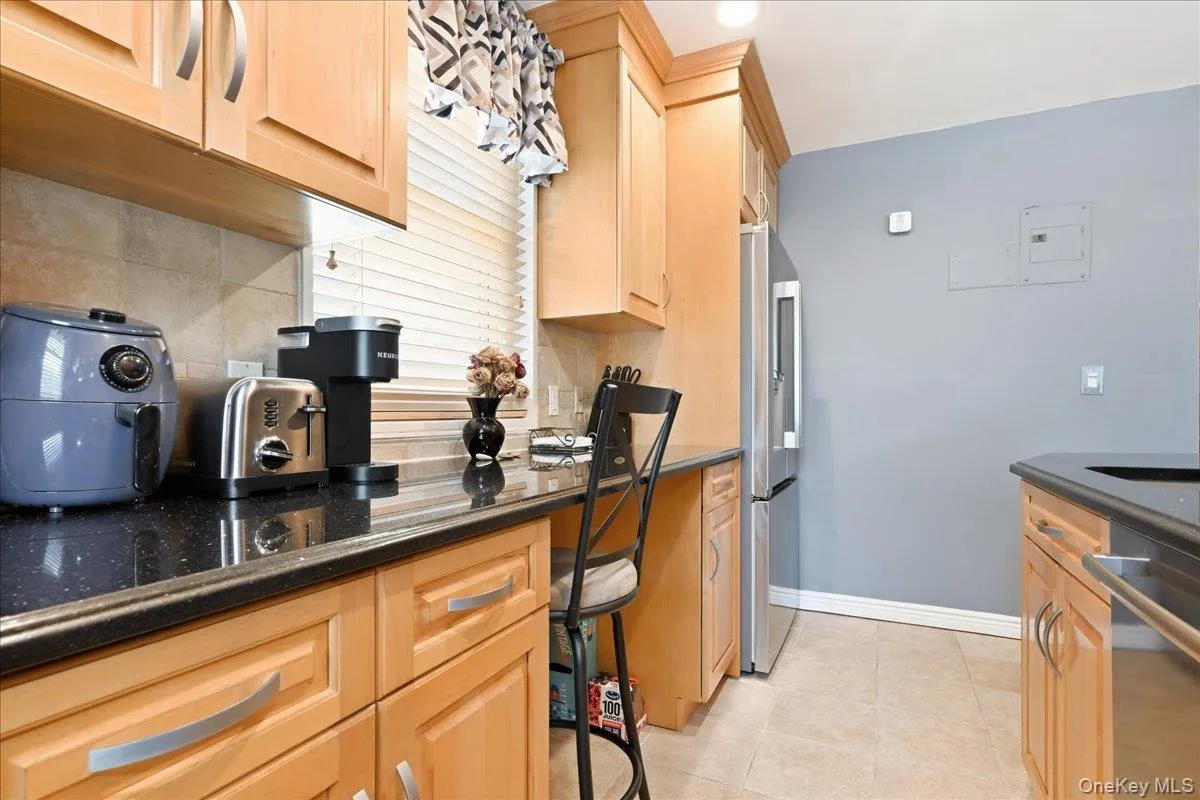 25502 61st Avenue, New York, NY, 2 Bedrooms Bedrooms, 5 Rooms Rooms,1 BathroomBathrooms,Residential,For Rent,61st,0,1047501 25502 61st Avenue, New York, NY, 2 Bedrooms Bedrooms, 5 Rooms Rooms,1 BathroomBathrooms,Residential,For Rent,61st,0,1047501