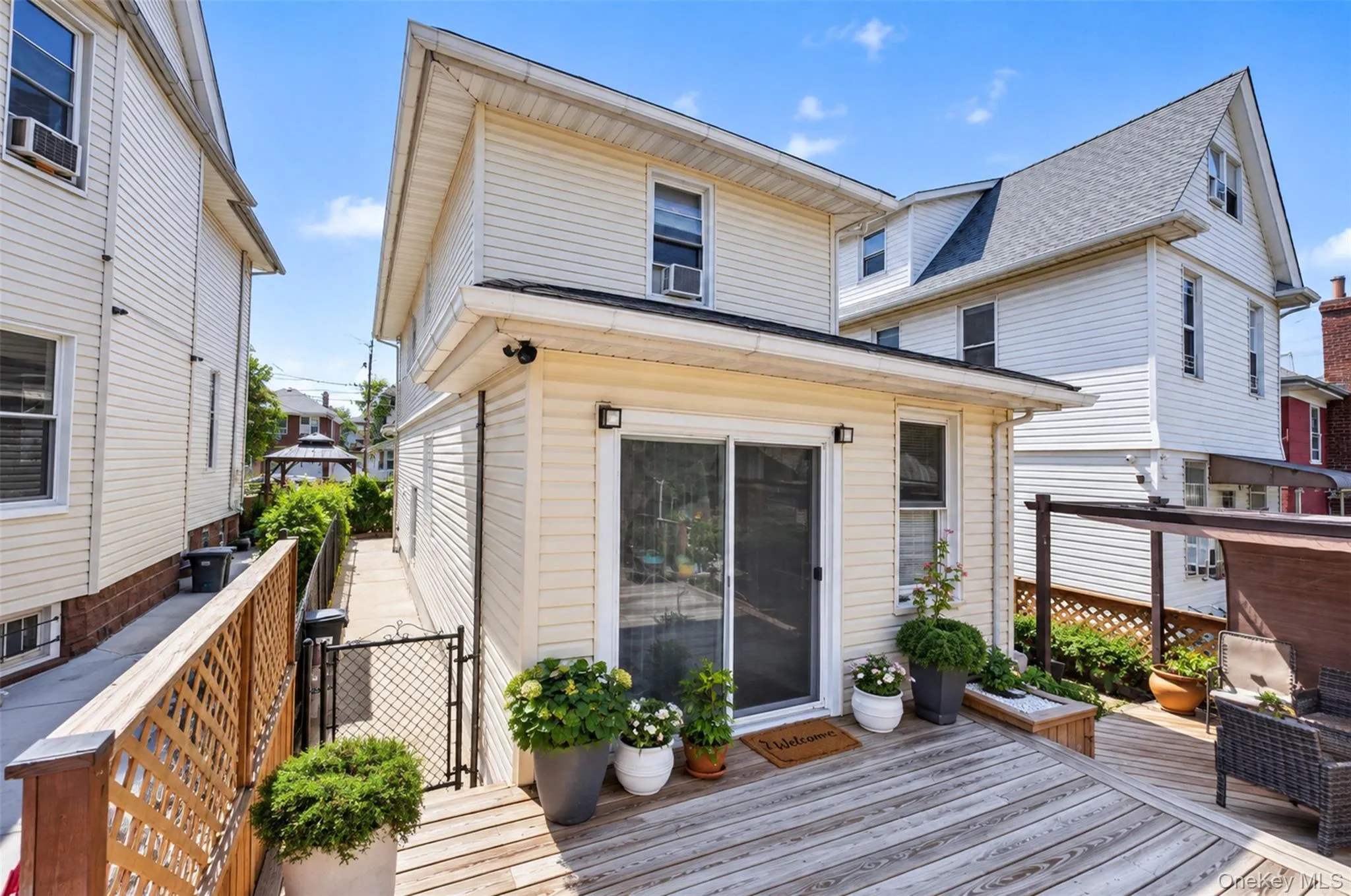 132-35 57th Road, New York, NY, 3 Bedrooms Bedrooms, 8 Rooms Rooms,1 BathroomBathrooms,Residential,For Rent,57th,0,1047503 132-35 57th Road, New York, NY, 3 Bedrooms Bedrooms, 8 Rooms Rooms,1 BathroomBathrooms,Residential,For Rent,57th,0,1047503