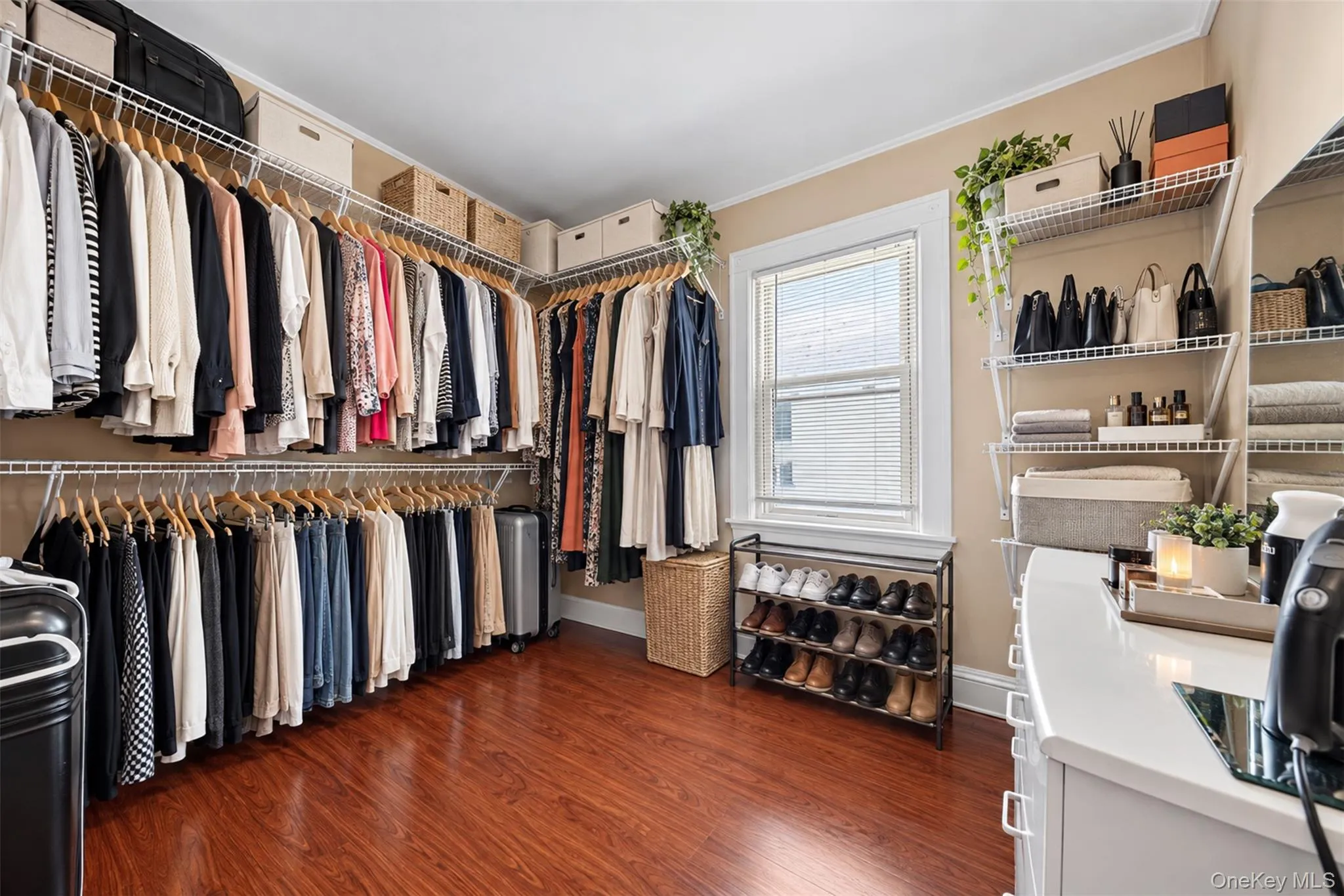 132-35 57th Road, New York, NY, 3 Bedrooms Bedrooms, 8 Rooms Rooms,1 BathroomBathrooms,Residential,For Rent,57th,0,1047503 132-35 57th Road, New York, NY, 3 Bedrooms Bedrooms, 8 Rooms Rooms,1 BathroomBathrooms,Residential,For Rent,57th,0,1047503