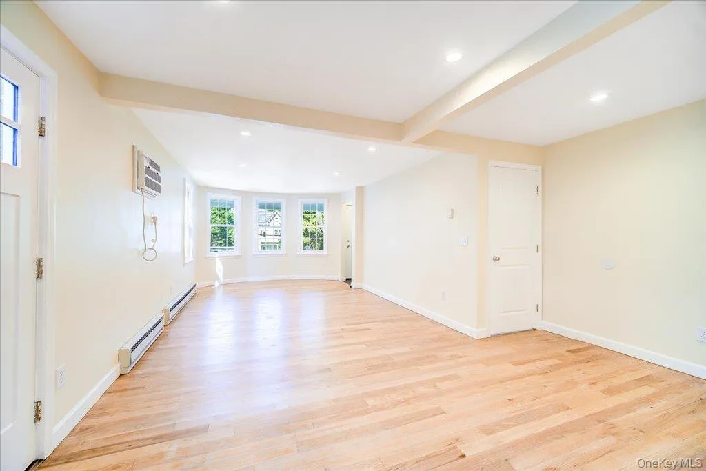 91 Delafield Street, Poughkeepsie, NY, 4 Bedrooms Bedrooms, 9 Rooms Rooms,2 BathroomsBathrooms,Residential,For Rent,Delafield,0,1047504 91 Delafield Street, Poughkeepsie, NY, 4 Bedrooms Bedrooms, 9 Rooms Rooms,2 BathroomsBathrooms,Residential,For Rent,Delafield,0,1047504