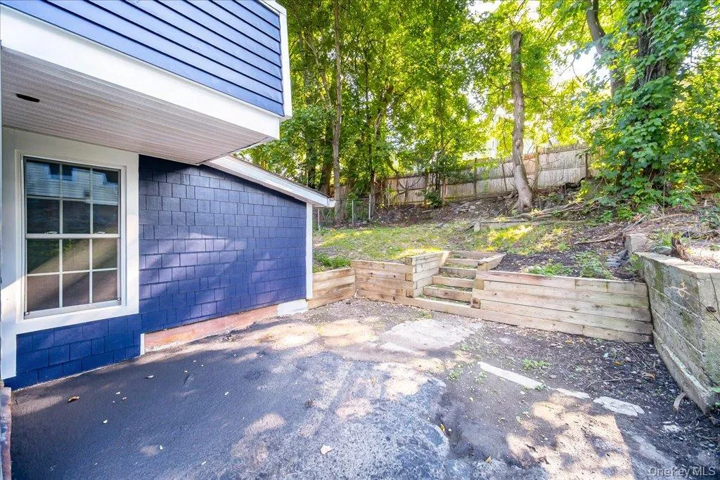 91 Delafield Street, Poughkeepsie, NY, 4 Bedrooms Bedrooms, 9 Rooms Rooms,2 BathroomsBathrooms,Residential,For Rent,Delafield,0,1047504 91 Delafield Street, Poughkeepsie, NY, 4 Bedrooms Bedrooms, 9 Rooms Rooms,2 BathroomsBathrooms,Residential,For Rent,Delafield,0,1047504