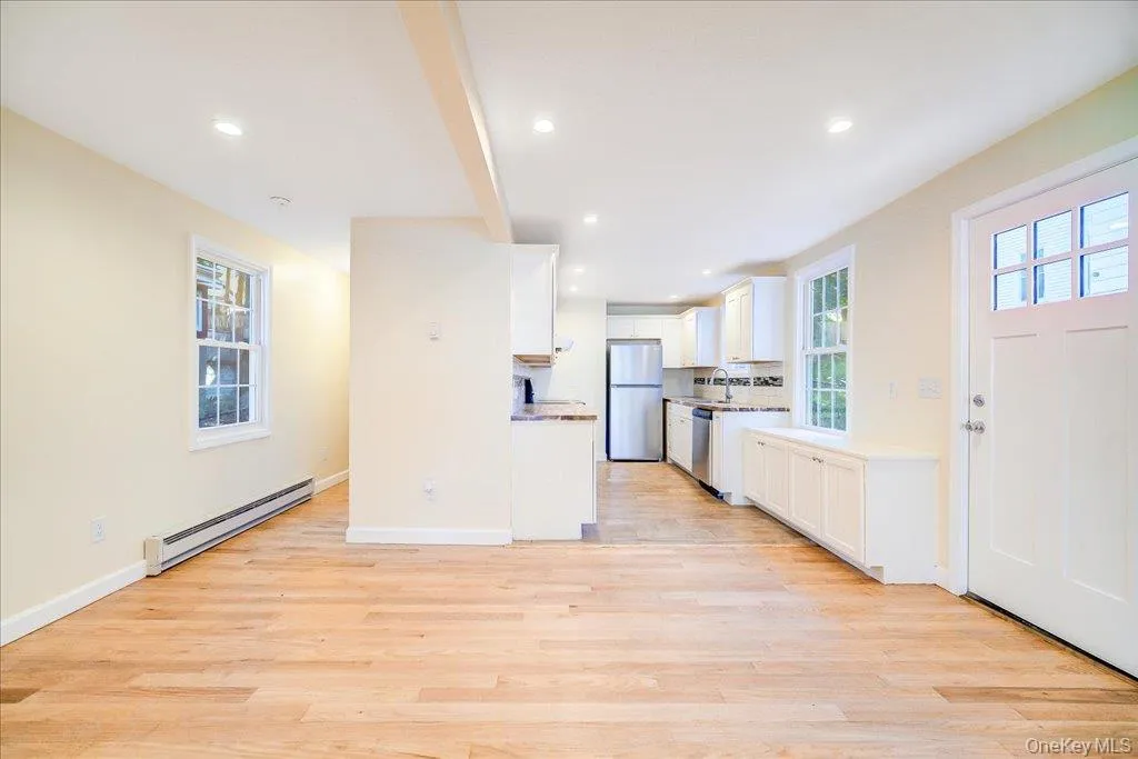 91 Delafield Street, Poughkeepsie, NY, 4 Bedrooms Bedrooms, 9 Rooms Rooms,2 BathroomsBathrooms,Residential,For Rent,Delafield,0,1047504 91 Delafield Street, Poughkeepsie, NY, 4 Bedrooms Bedrooms, 9 Rooms Rooms,2 BathroomsBathrooms,Residential,For Rent,Delafield,0,1047504