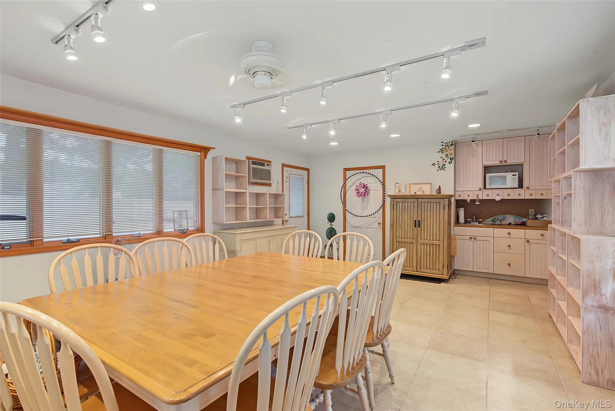 105 Nathan Drive, Islip, NY, 4 Bedrooms Bedrooms, 7 Rooms Rooms,2 BathroomsBathrooms,Residential,For Rent,Nathan,0,1047512 105 Nathan Drive, Islip, NY, 4 Bedrooms Bedrooms, 7 Rooms Rooms,2 BathroomsBathrooms,Residential,For Rent,Nathan,0,1047512