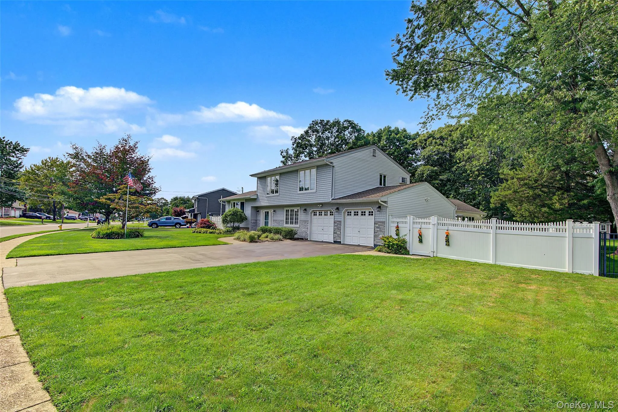 105 Nathan Drive, Islip, NY, 4 Bedrooms Bedrooms, 7 Rooms Rooms,2 BathroomsBathrooms,Residential,For Rent,Nathan,0,1047512 105 Nathan Drive, Islip, NY, 4 Bedrooms Bedrooms, 7 Rooms Rooms,2 BathroomsBathrooms,Residential,For Rent,Nathan,0,1047512