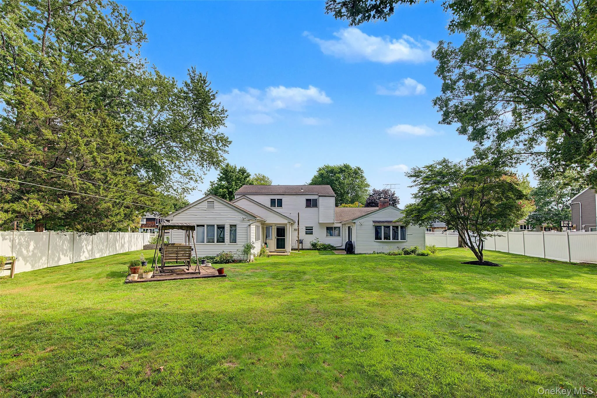 105 Nathan Drive, Islip, NY, 4 Bedrooms Bedrooms, 7 Rooms Rooms,2 BathroomsBathrooms,Residential,For Rent,Nathan,0,1047512 105 Nathan Drive, Islip, NY, 4 Bedrooms Bedrooms, 7 Rooms Rooms,2 BathroomsBathrooms,Residential,For Rent,Nathan,0,1047512