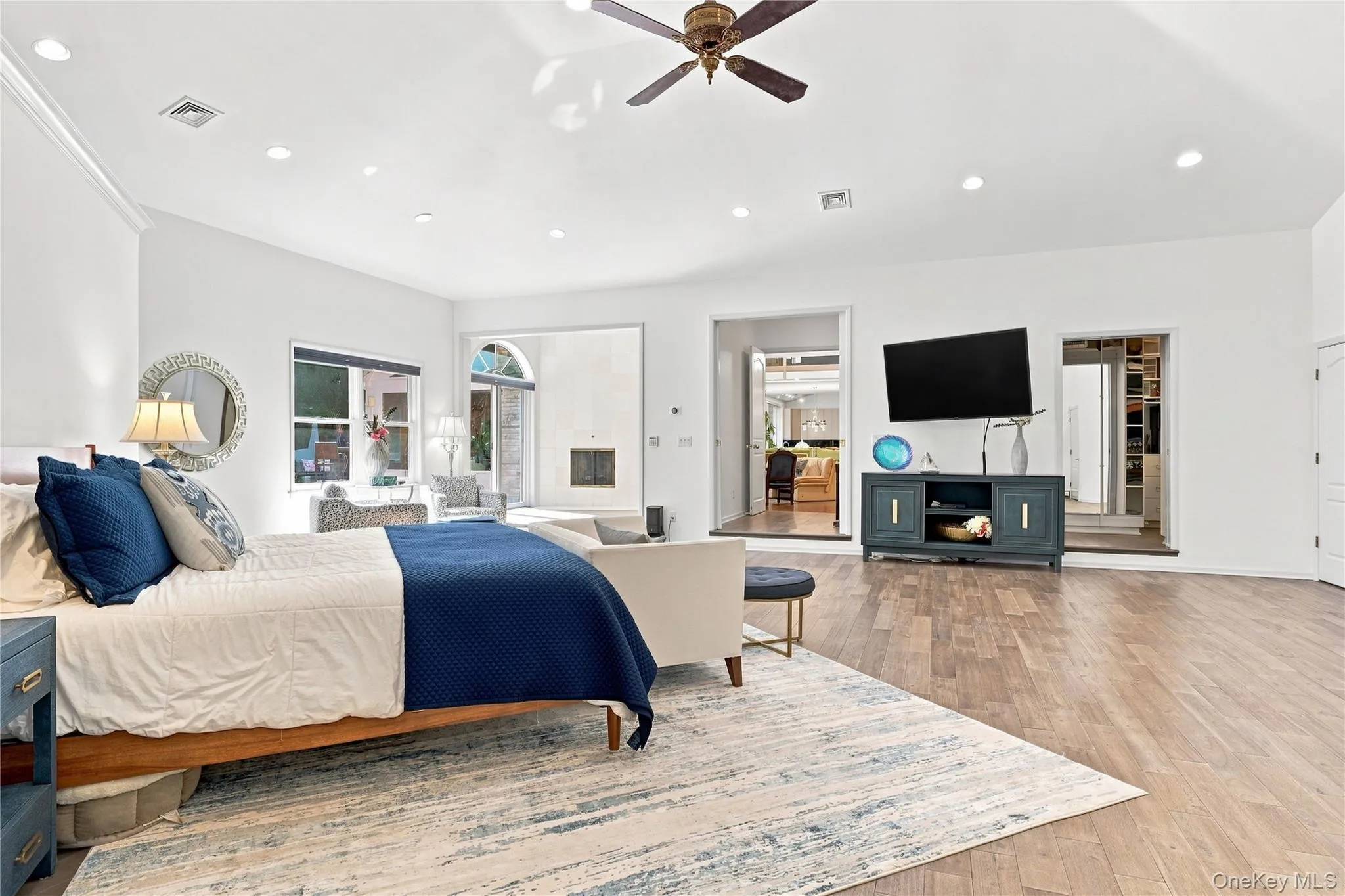 9 Swan Place, Smithtown, NY, 7 Bedrooms Bedrooms, 15 Rooms Rooms,6 BathroomsBathrooms,Residential,For Rent,Swan,0,1047513 9 Swan Place, Smithtown, NY, 7 Bedrooms Bedrooms, 15 Rooms Rooms,6 BathroomsBathrooms,Residential,For Rent,Swan,0,1047513