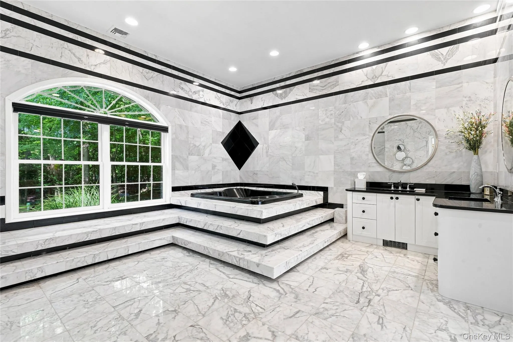 9 Swan Place, Smithtown, NY, 7 Bedrooms Bedrooms, 15 Rooms Rooms,6 BathroomsBathrooms,Residential,For Rent,Swan,0,1047513 9 Swan Place, Smithtown, NY, 7 Bedrooms Bedrooms, 15 Rooms Rooms,6 BathroomsBathrooms,Residential,For Rent,Swan,0,1047513