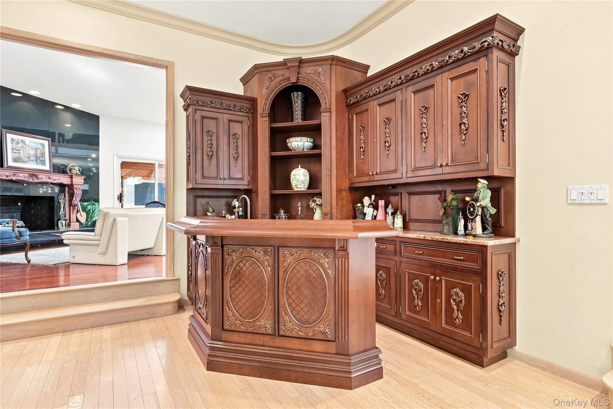 9 Swan Place, Smithtown, NY, 7 Bedrooms Bedrooms, 15 Rooms Rooms,6 BathroomsBathrooms,Residential,For Rent,Swan,0,1047513 9 Swan Place, Smithtown, NY, 7 Bedrooms Bedrooms, 15 Rooms Rooms,6 BathroomsBathrooms,Residential,For Rent,Swan,0,1047513