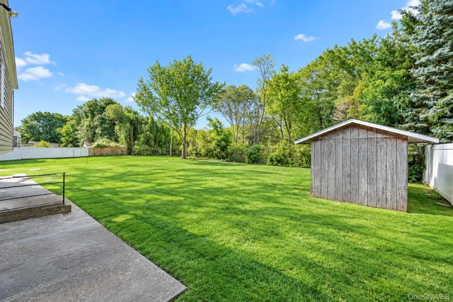 25 Marlboro Drive, Brookhaven, NY, 3 Bedrooms Bedrooms, 7 Rooms Rooms,2 BathroomsBathrooms,Residential,For Rent,Marlboro,0,1047521 25 Marlboro Drive, Brookhaven, NY, 3 Bedrooms Bedrooms, 7 Rooms Rooms,2 BathroomsBathrooms,Residential,For Rent,Marlboro,0,1047521