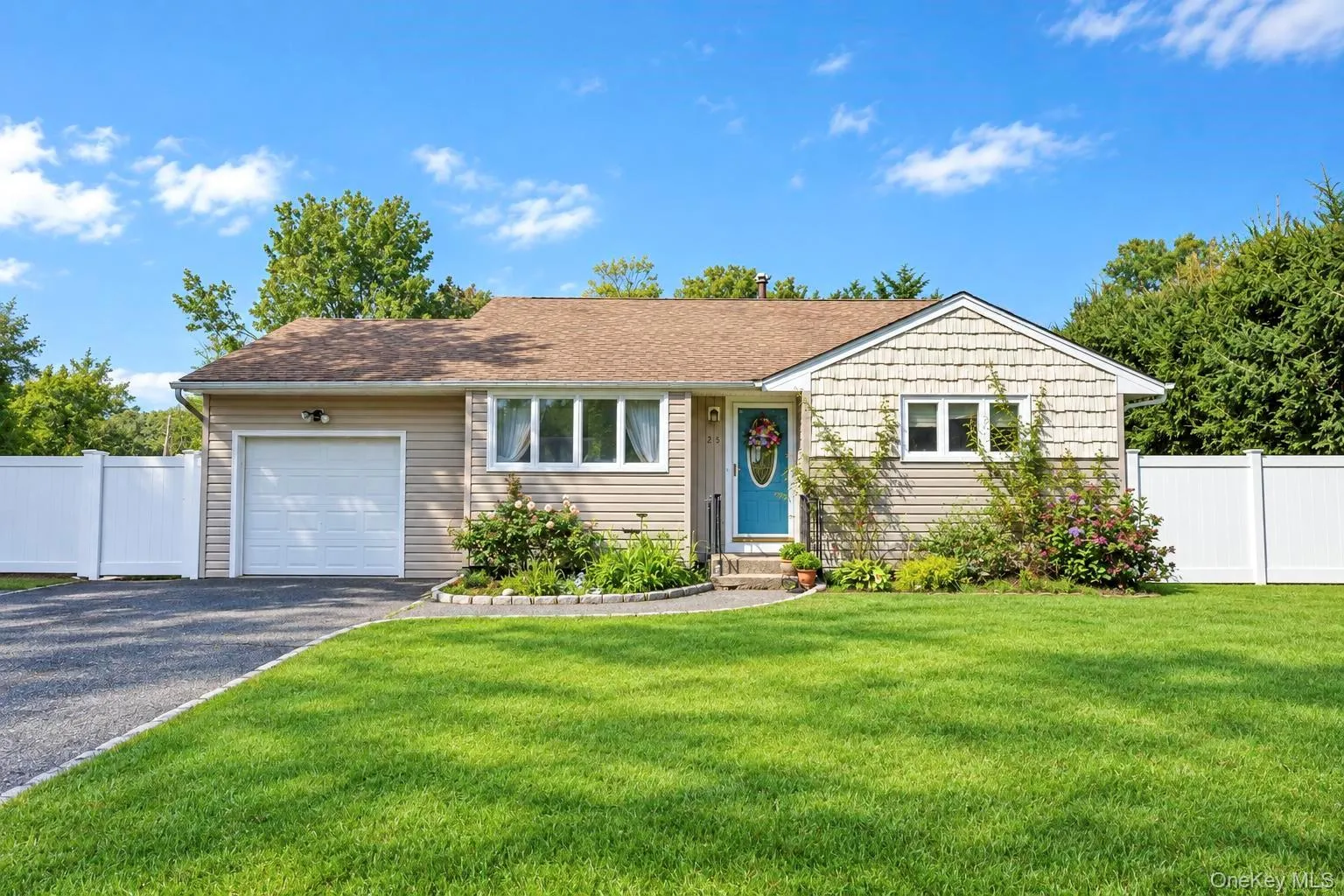 25 Marlboro Drive, Brookhaven, NY, 3 Bedrooms Bedrooms, 7 Rooms Rooms,2 BathroomsBathrooms,Residential,For Rent,Marlboro,0,1047521 25 Marlboro Drive, Brookhaven, NY, 3 Bedrooms Bedrooms, 7 Rooms Rooms,2 BathroomsBathrooms,Residential,For Rent,Marlboro,0,1047521