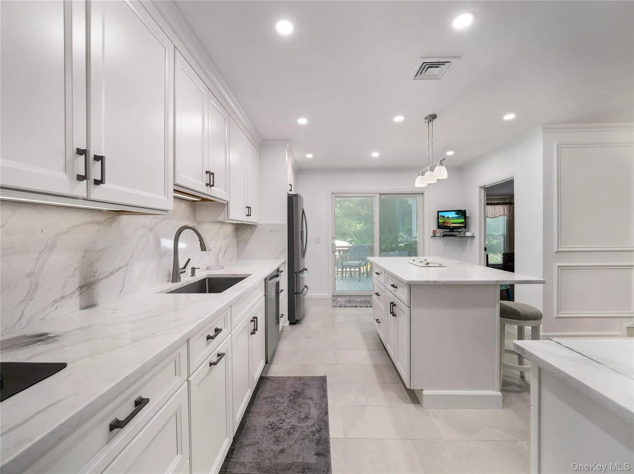 27 Will Rogers Lane, Clarkstown, NY, 4 Bedrooms Bedrooms, 10 Rooms Rooms,2 BathroomsBathrooms,Residential,For Rent,Will Rogers,0,1047522 27 Will Rogers Lane, Clarkstown, NY, 4 Bedrooms Bedrooms, 10 Rooms Rooms,2 BathroomsBathrooms,Residential,For Rent,Will Rogers,0,1047522