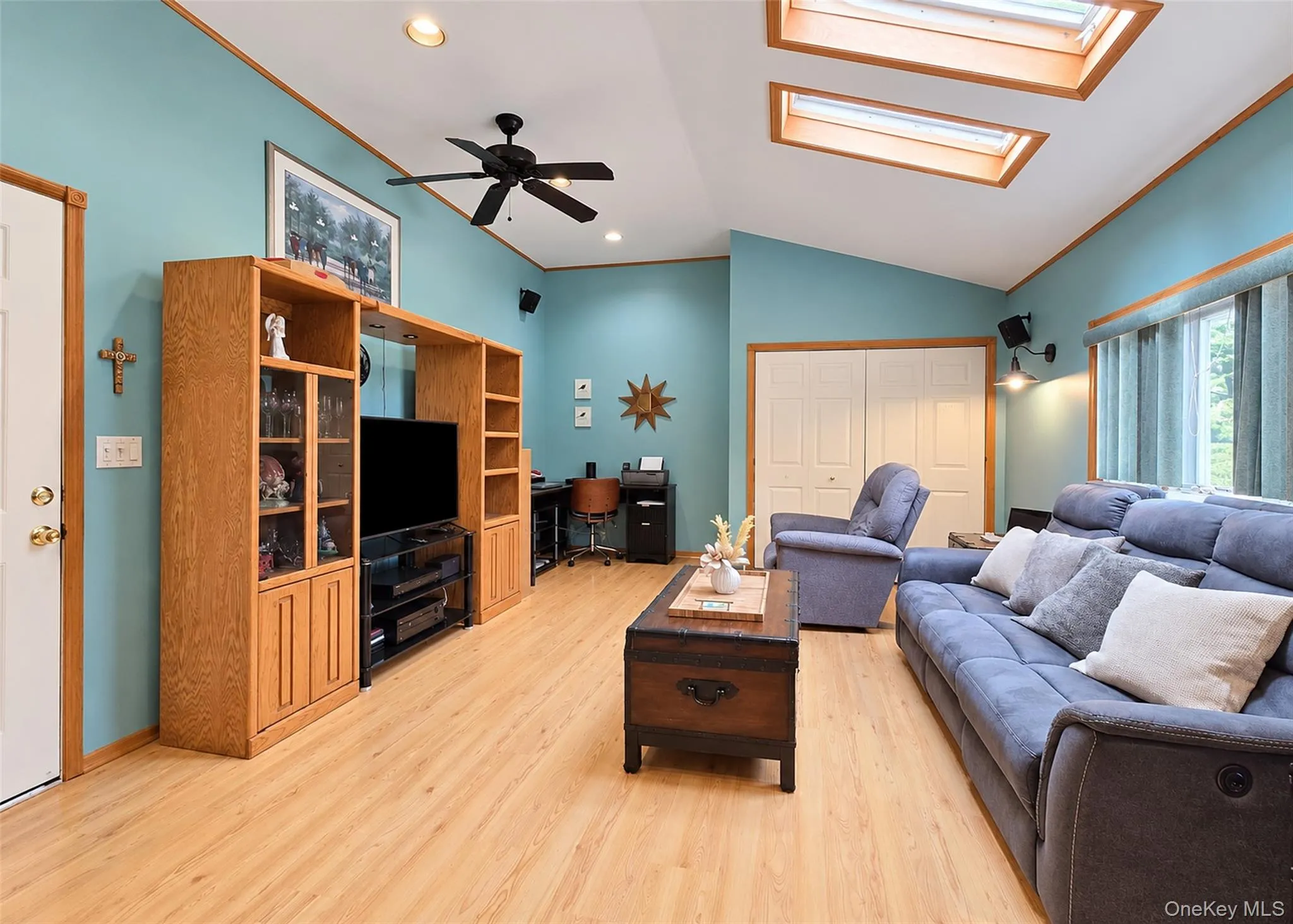 1 Lisa Lane, Brookhaven, NY, 4 Bedrooms Bedrooms, 10 Rooms Rooms,2 BathroomsBathrooms,Residential,For Rent,Lisa,0,1047527 1 Lisa Lane, Brookhaven, NY, 4 Bedrooms Bedrooms, 10 Rooms Rooms,2 BathroomsBathrooms,Residential,For Rent,Lisa,0,1047527