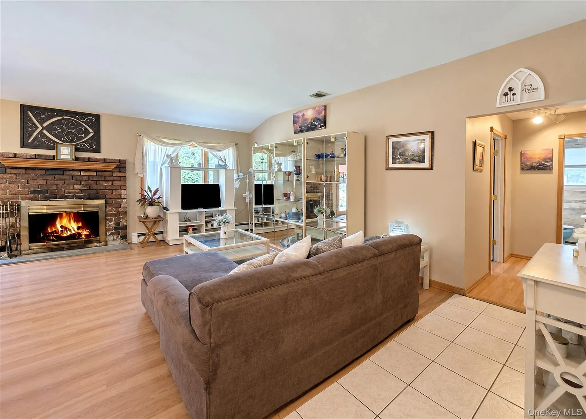 1 Lisa Lane, Brookhaven, NY, 4 Bedrooms Bedrooms, 10 Rooms Rooms,2 BathroomsBathrooms,Residential,For Rent,Lisa,0,1047527 1 Lisa Lane, Brookhaven, NY, 4 Bedrooms Bedrooms, 10 Rooms Rooms,2 BathroomsBathrooms,Residential,For Rent,Lisa,0,1047527
