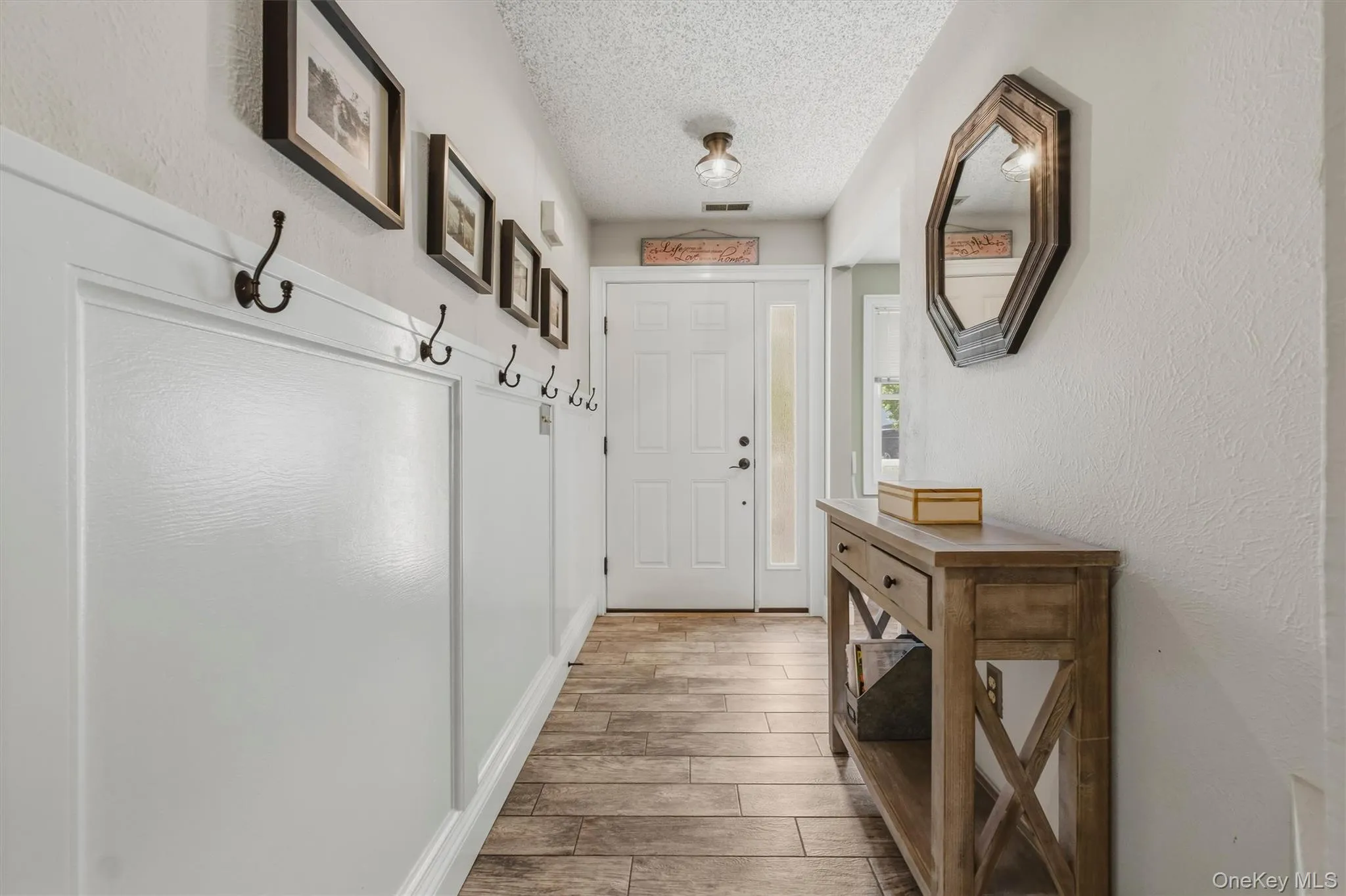 6 Cambridge Court, Fishkill, NY, 2 Bedrooms Bedrooms, 5 Rooms Rooms,2 BathroomsBathrooms,Residential,For Rent,Cambridge,0,1047529 6 Cambridge Court, Fishkill, NY, 2 Bedrooms Bedrooms, 5 Rooms Rooms,2 BathroomsBathrooms,Residential,For Rent,Cambridge,0,1047529
